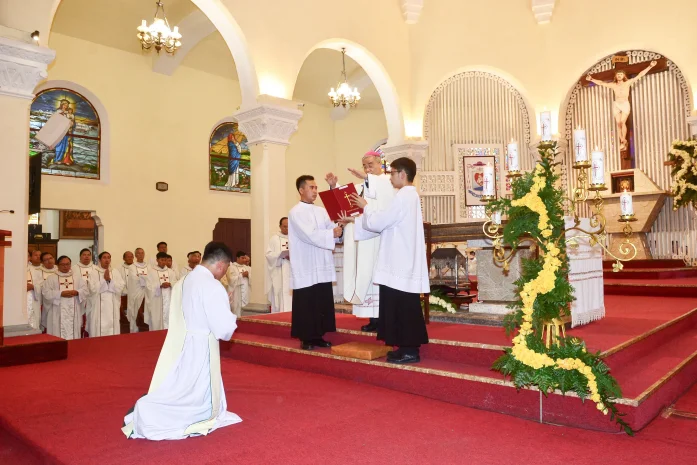 Thánh Lễ Truyền Chức Phó Tế Và Linh Mục Tại Nhà Thờ Chính Tòa Đà Lạt