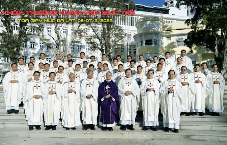 Khóa Thường Huấn Các Linh Mục Trẻ Giáo Phận Đà Lạt