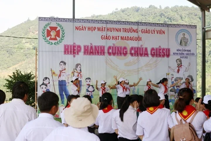 Giáo Lý Viên Giáo Hạt Mađaguôi: Họp Mặt Mừng Lễ Chân Phước Anrê Phú Yên – Bổn Mạng Giáo Lý Viên.