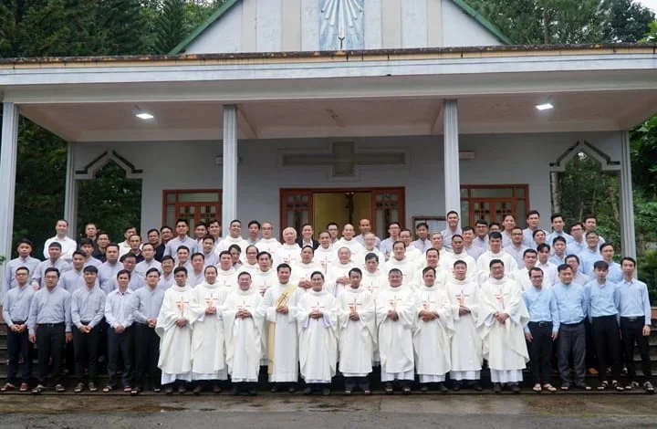 Nam Tu Hội Nhập Thể-Tận Hiến-Truyền Giáo (ICM) Tĩnh Tâm Và Thường Huấn Năm 2022