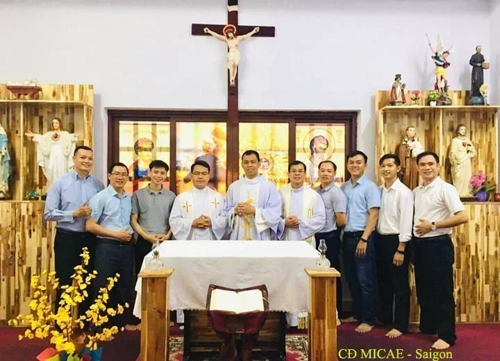 Đôi Nét Về Hội Dòng Tông Đồ Cầu Nguyện Cho Ơn Gọi – ROGATE.