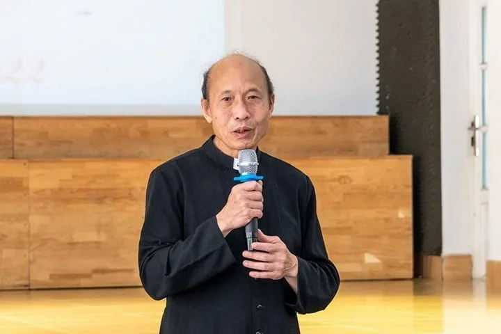 “Ngày Nay Học Tập, Ngày Mai Giúp Đời!”