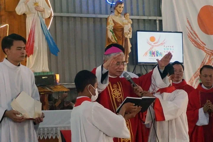 Thánh Lễ Thêm Sức Và Kỷ Niệm 30 Năm Hồng Ân Linh Mục Cha Quản xứ – Giáo Xứ Liêng Srônh, (Giáo Hạt Đạ Tông).