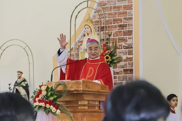 Thánh Lễ Ban Bí Tích Thêm Sức Tại Giáo Xứ Đa Minh (Giáo Hạt Bảo Lộc)