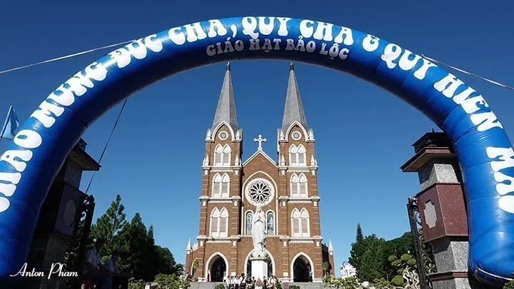 Mừng Kính Thánh Nữ Monica – Ngày Truyền Thống Hiền Mẫu Giáo Hạt Bảo Lộc