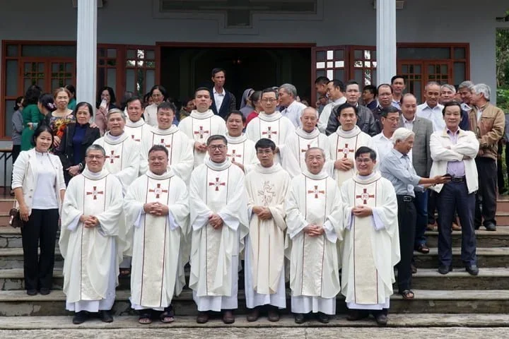 Thánh Lễ Cầu Nguyện Cho Sứ Vụ Truyền Giáo Của Tu Hội Tân Hiến – Giáo Phận Đà Lạt.