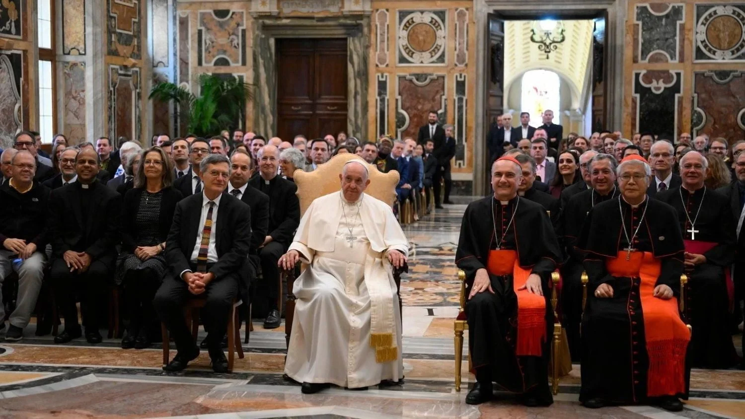 Bài diễn văn Đức Thánh Cha dành cho Bộ Truyền thông