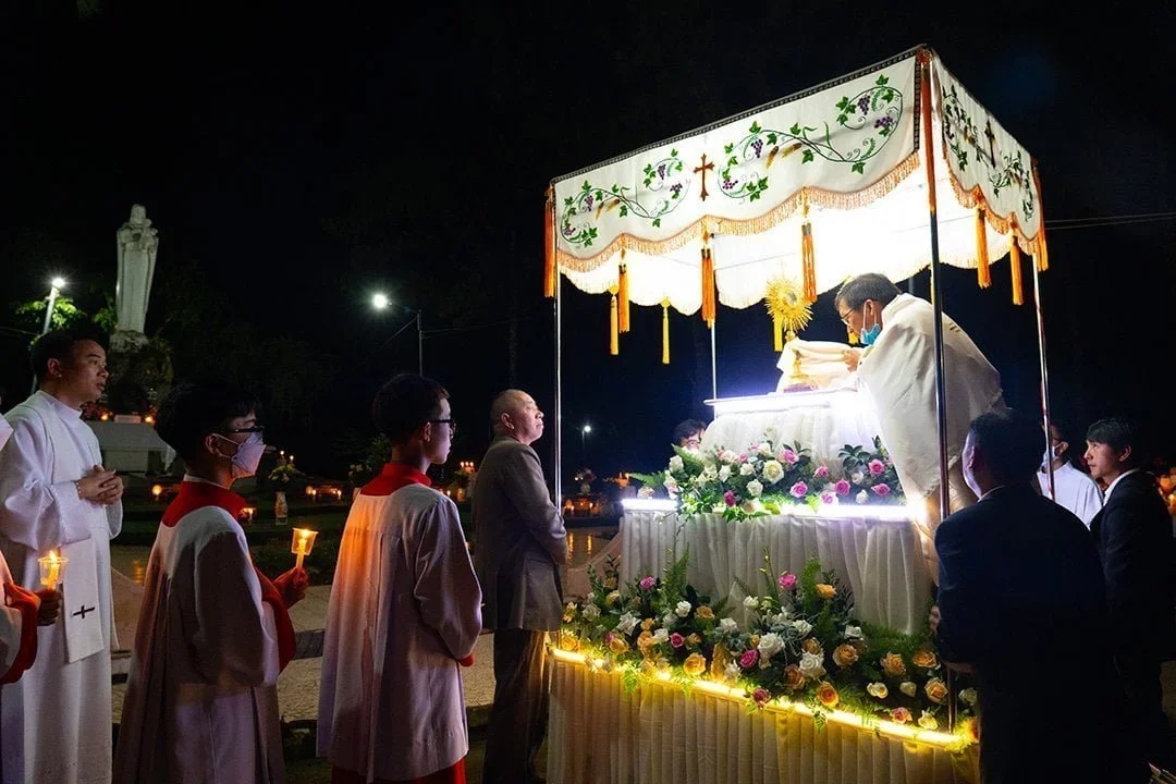 Bậc cha mẹ và phương tiện truyền thông