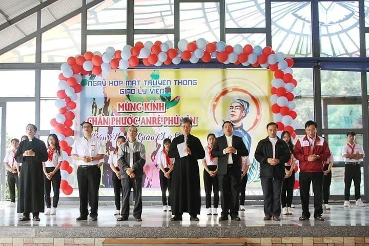 Trực tiếp Đêm Thánh ca và Hội thảo Thánh nhạc lần thứ 49 (17 – 18/10/2022)