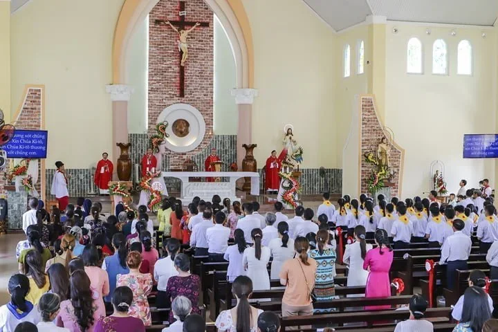 THƯ GỬI ANH CHỊ EM GIÁO CHỨC CÔNG GIÁO NHÂN NGÀY NHÀ GIÁO VIỆT NAM 20.11.2022