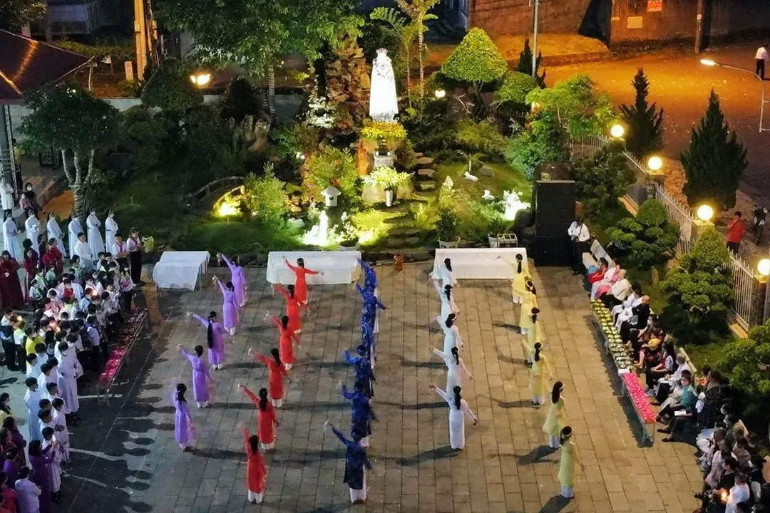 Nhà thờ chính toà Bắc Kinh mở cửa lại sau 6 tháng