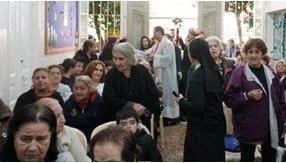 Tổ Chức Trợ Giúp Giáo Hội Đau Khổ Khuyến Khích Kitô Hữu Ở Lại Liban