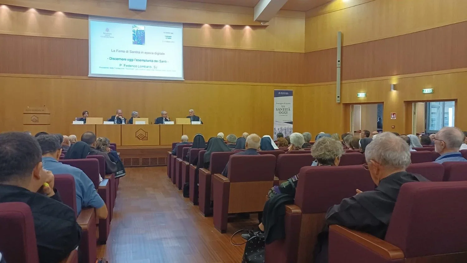 Vatican tổ chức Hội nghị về sự thánh thiện ngày nay