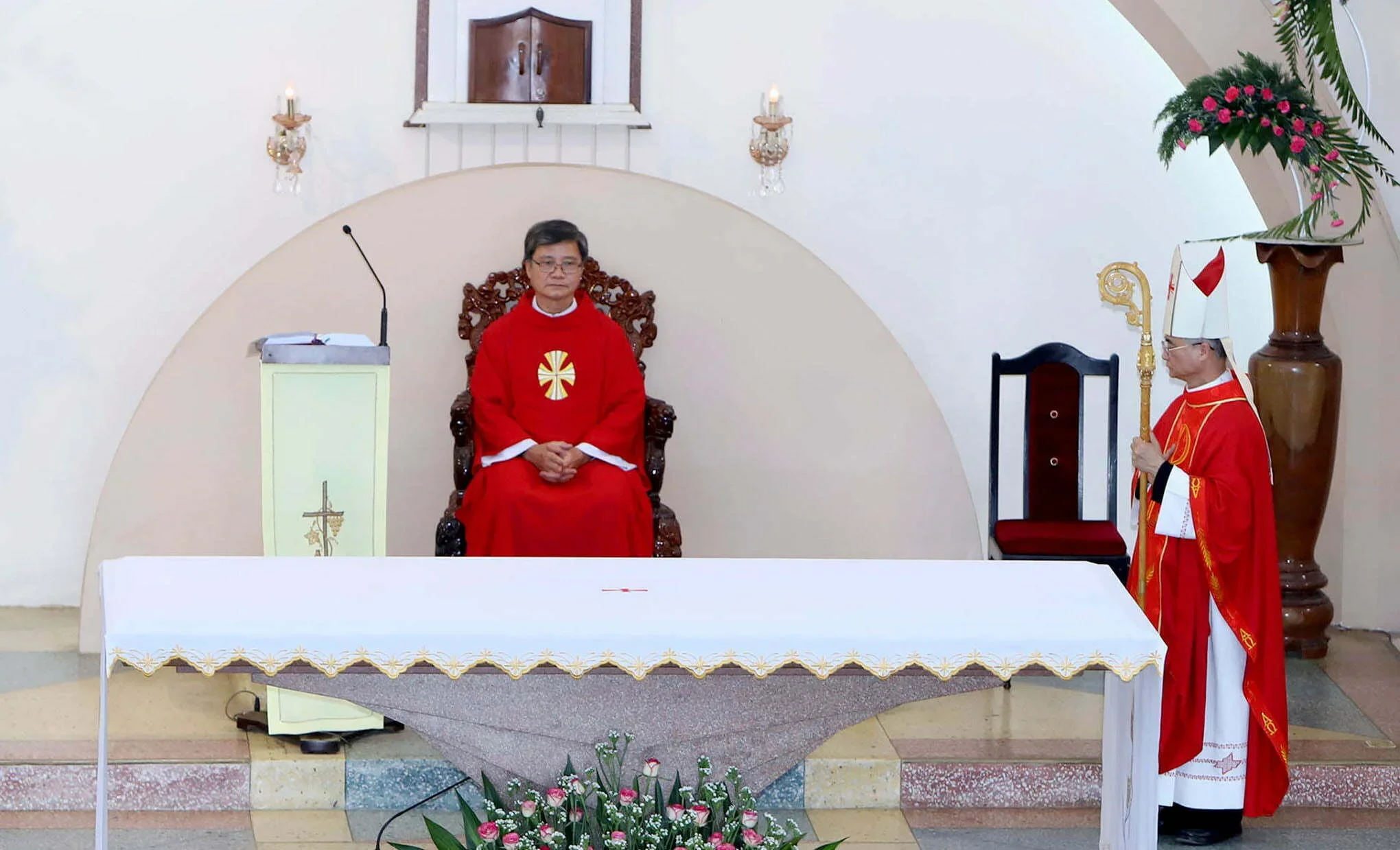 Giáo Xứ Bảo Lộc Đón Cha Giuse Trần Đức Liêm Tân Quản Xứ- Quản Hạt Giáo Hạt Bảo Lộc