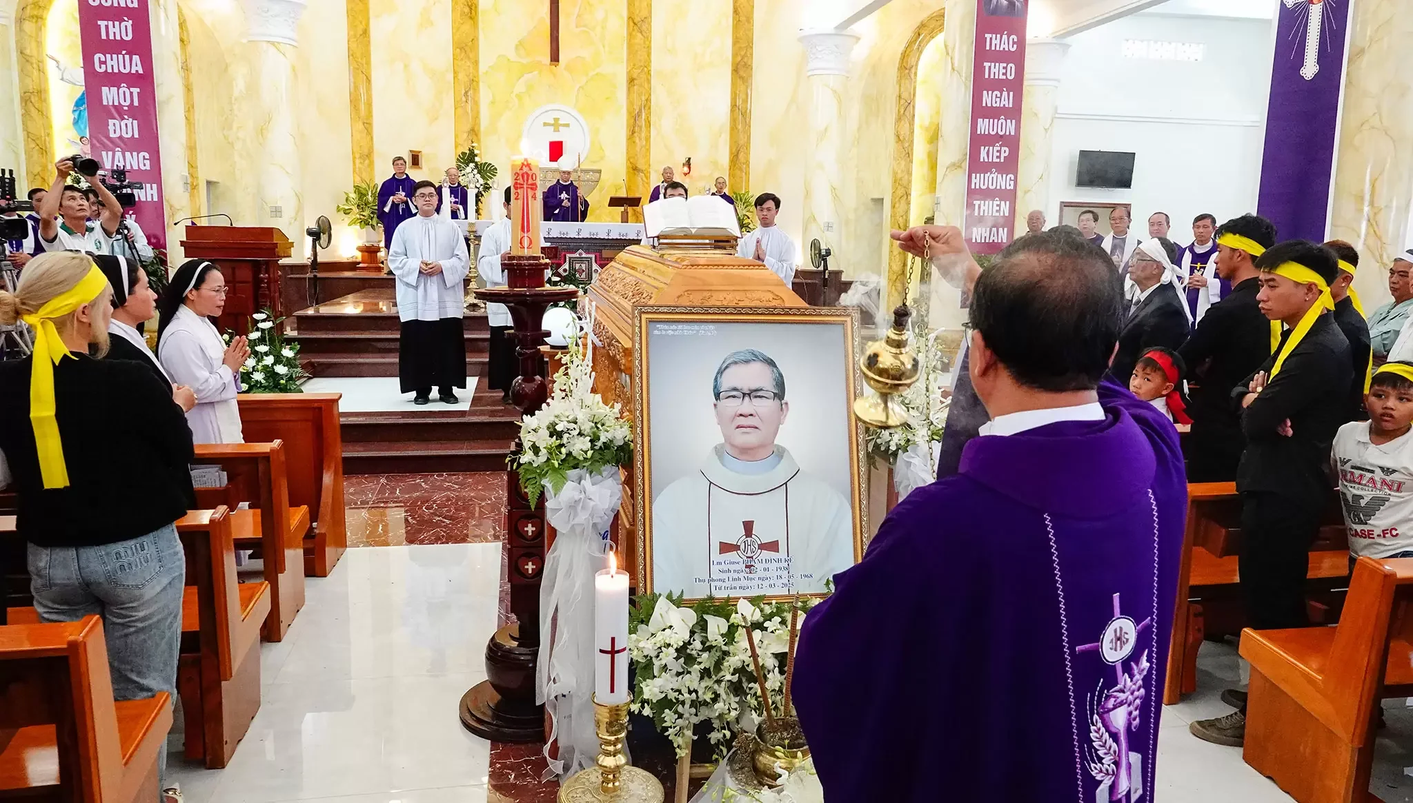 Thánh Lễ An Táng Cha Cố Giuse Phạm Đình Kế