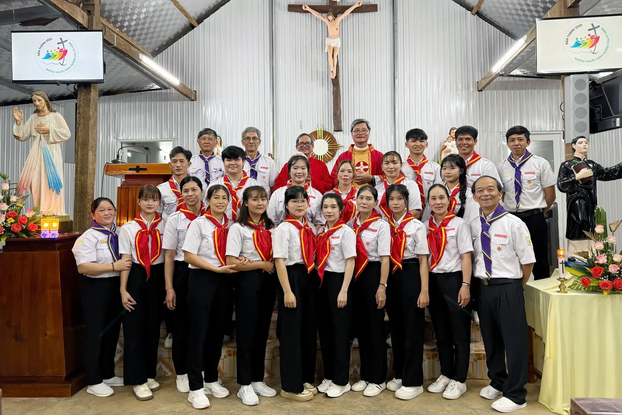 Giáo Xứ B’Lát Di Linh: Lớp Huynh Trưởng Đầu Tiên