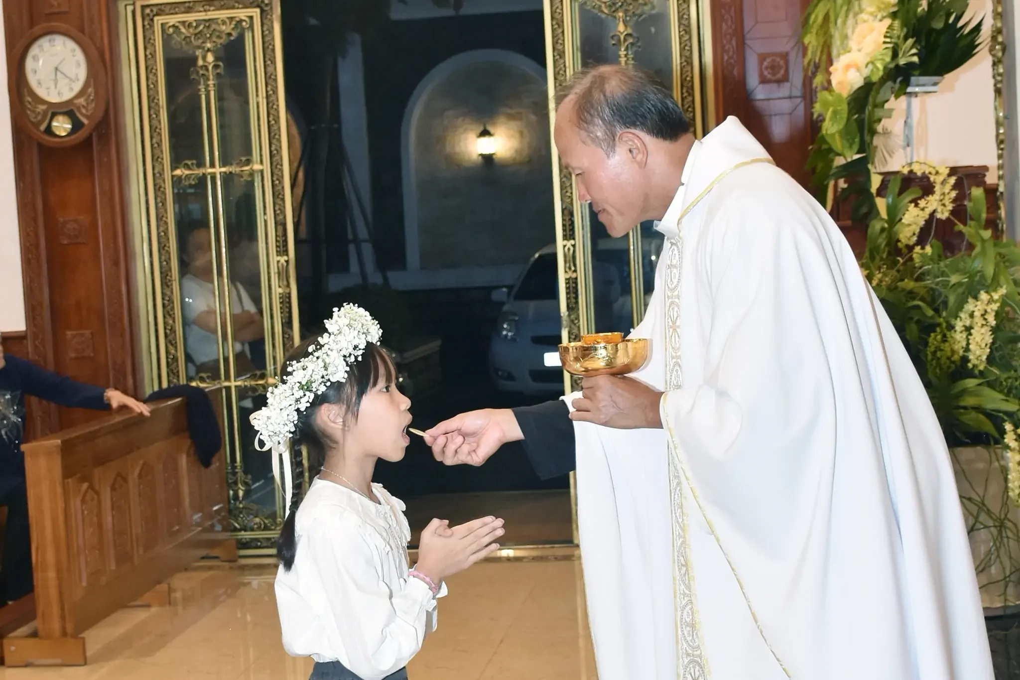 15 Em Thiếu Nhi Được Rước Lễ Lần Đầu Tại Giáo Xứ Chân Lộc (Bảo Lộc)