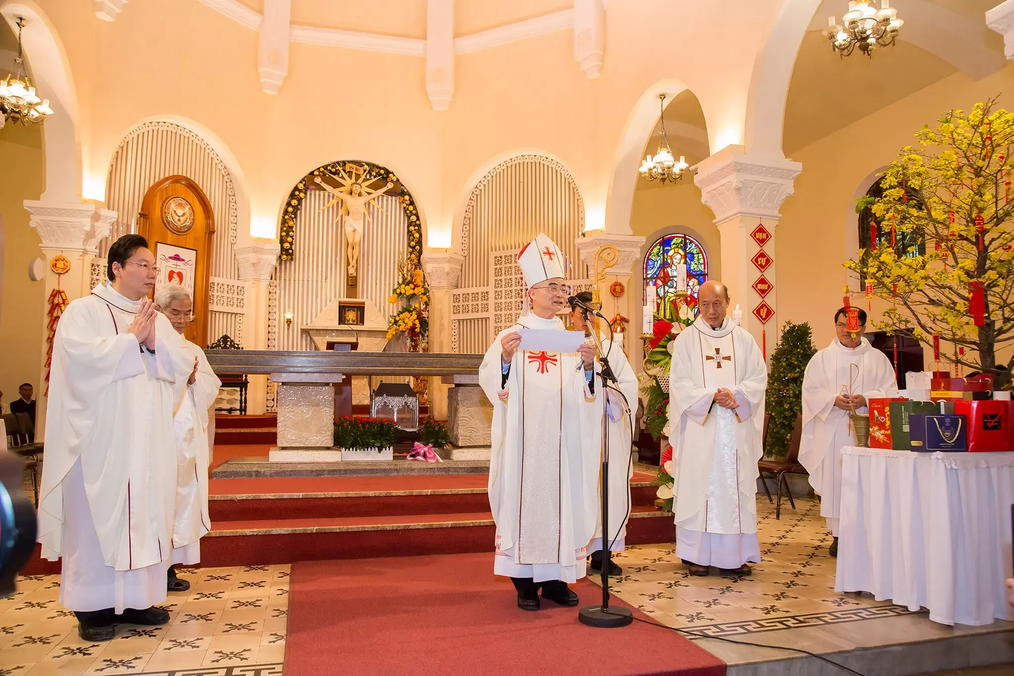 Giáo Xứ Chánh Tòa Đà Lạt: Thánh Lễ Tân Niên – Cầu Bình An Cho Năm Mới – Mùng Một Tết Nguyên Đán