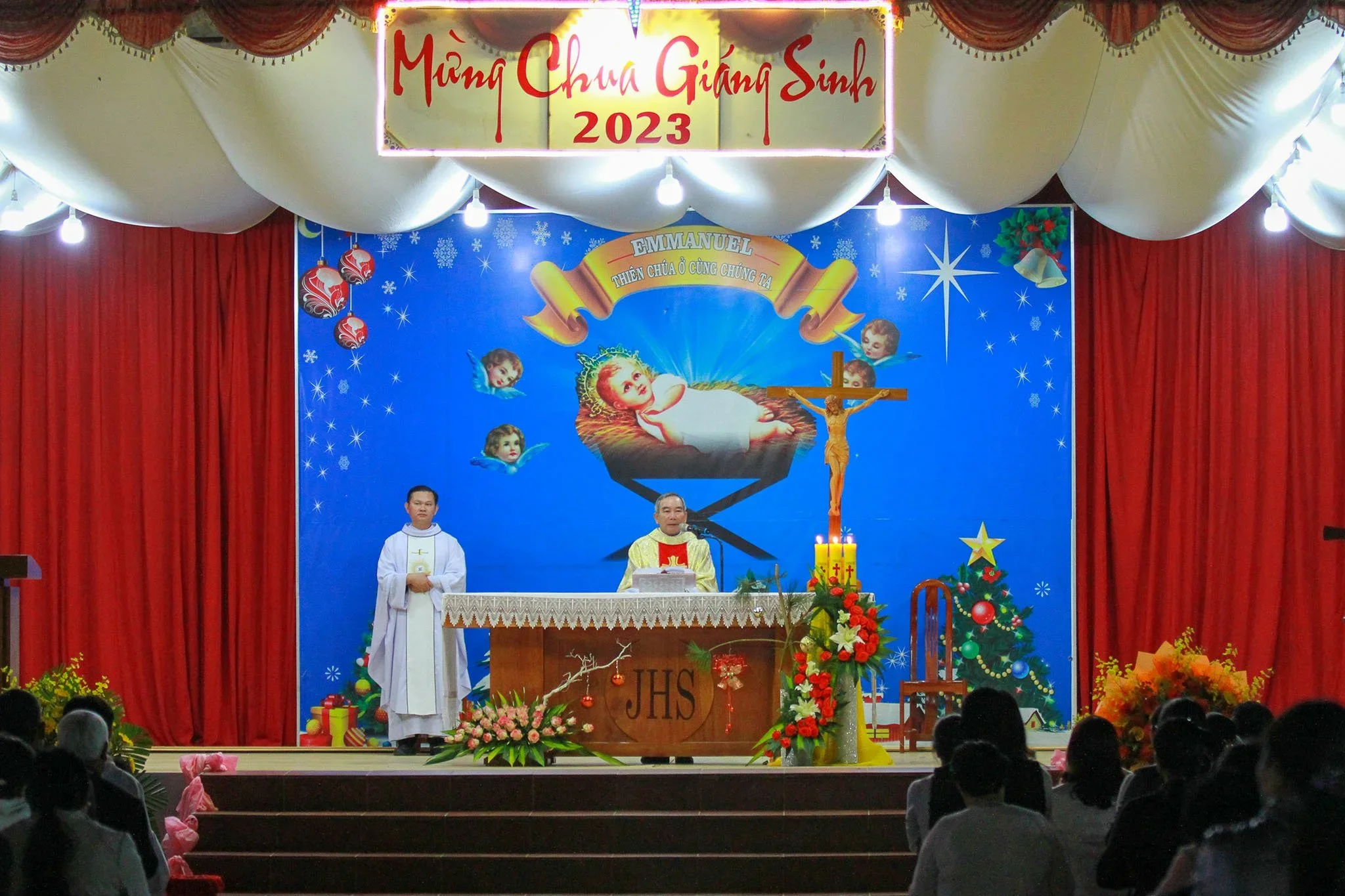 Giáo Xứ Đại Lộc (Bảo Lộc) Cử Hành Đại Lễ Mừng Chúa Giáng Sinh