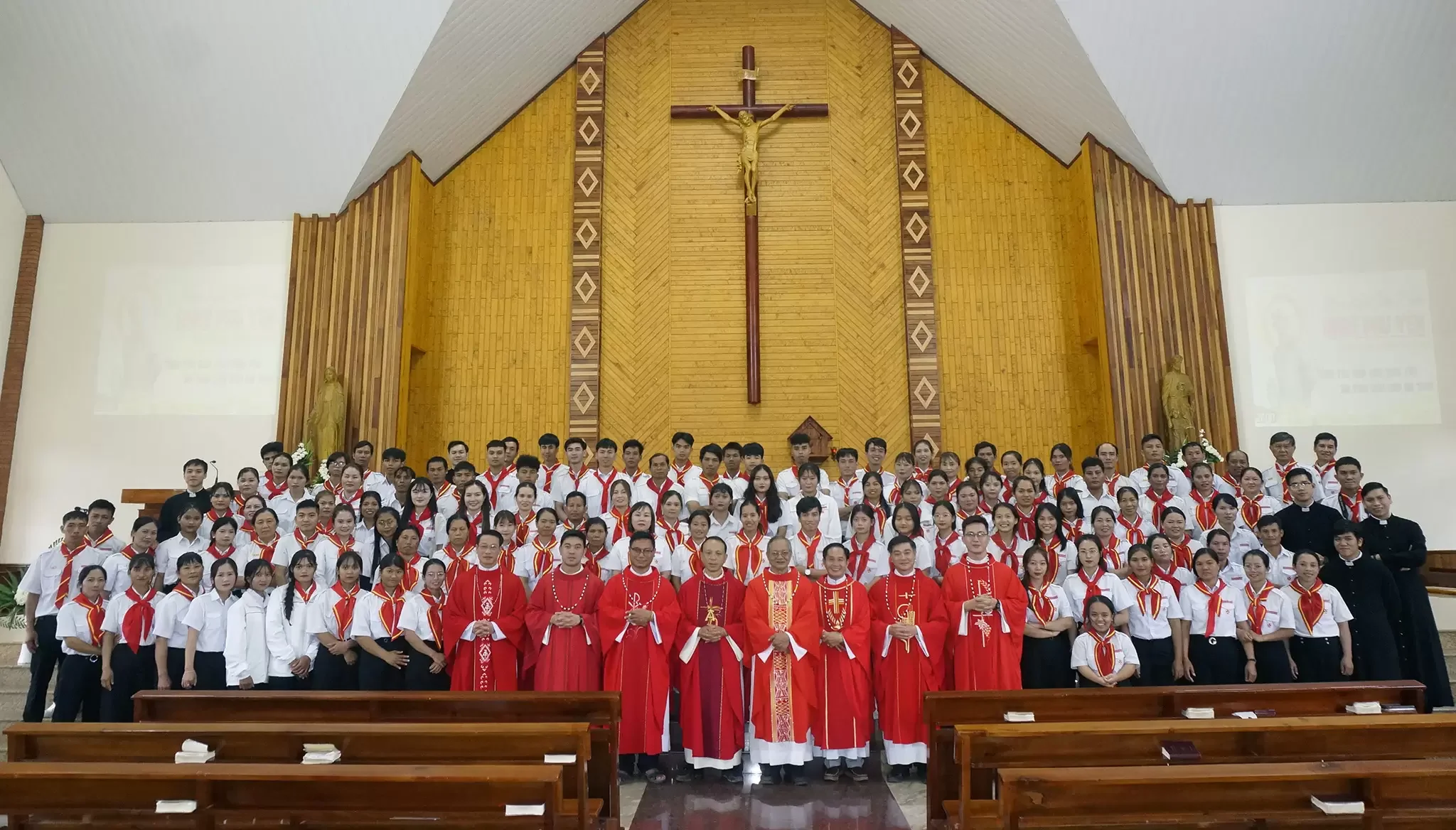 Thánh Lễ Mừng Bổn Mạng Giáo Lý Viên-Huynh Trưởng Giáo Hạt Đạ Tông