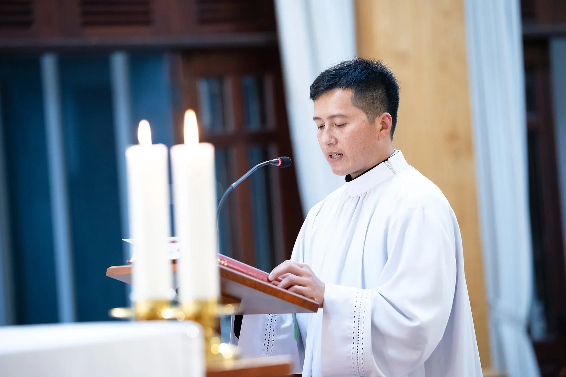 NGHI THỨC TUYÊN XƯNG ĐỨC TIN & THỀ HỨA ỨNG VIÊN PHÓ TẾ