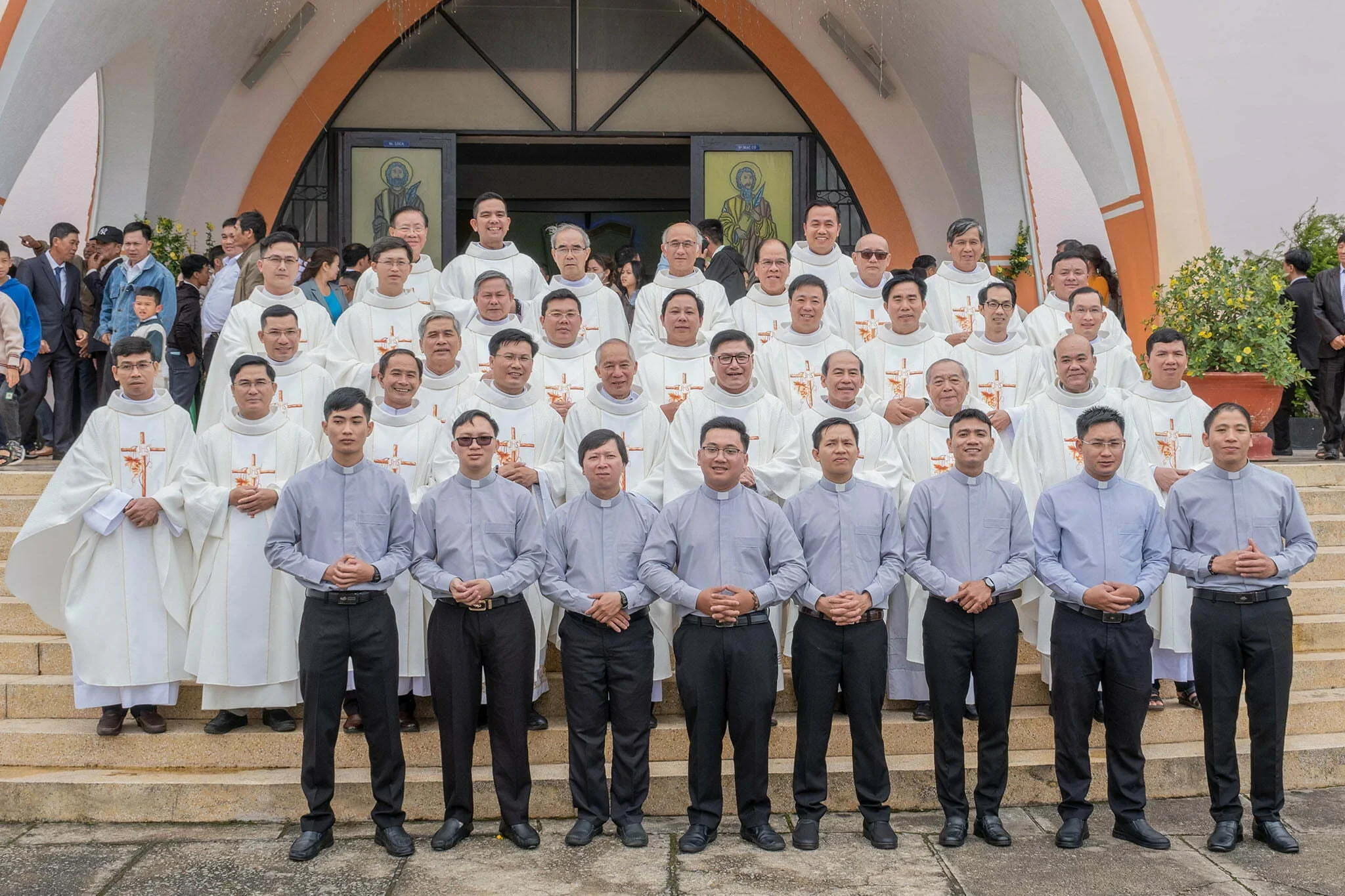 THÁNH LỄ GIA NHẬP KHỞI ĐẦU TU HỘI NHẬP THỂ – TẬN HIẾN- TRUYỀN GIÁO ( ICM ) – 18/07/2023