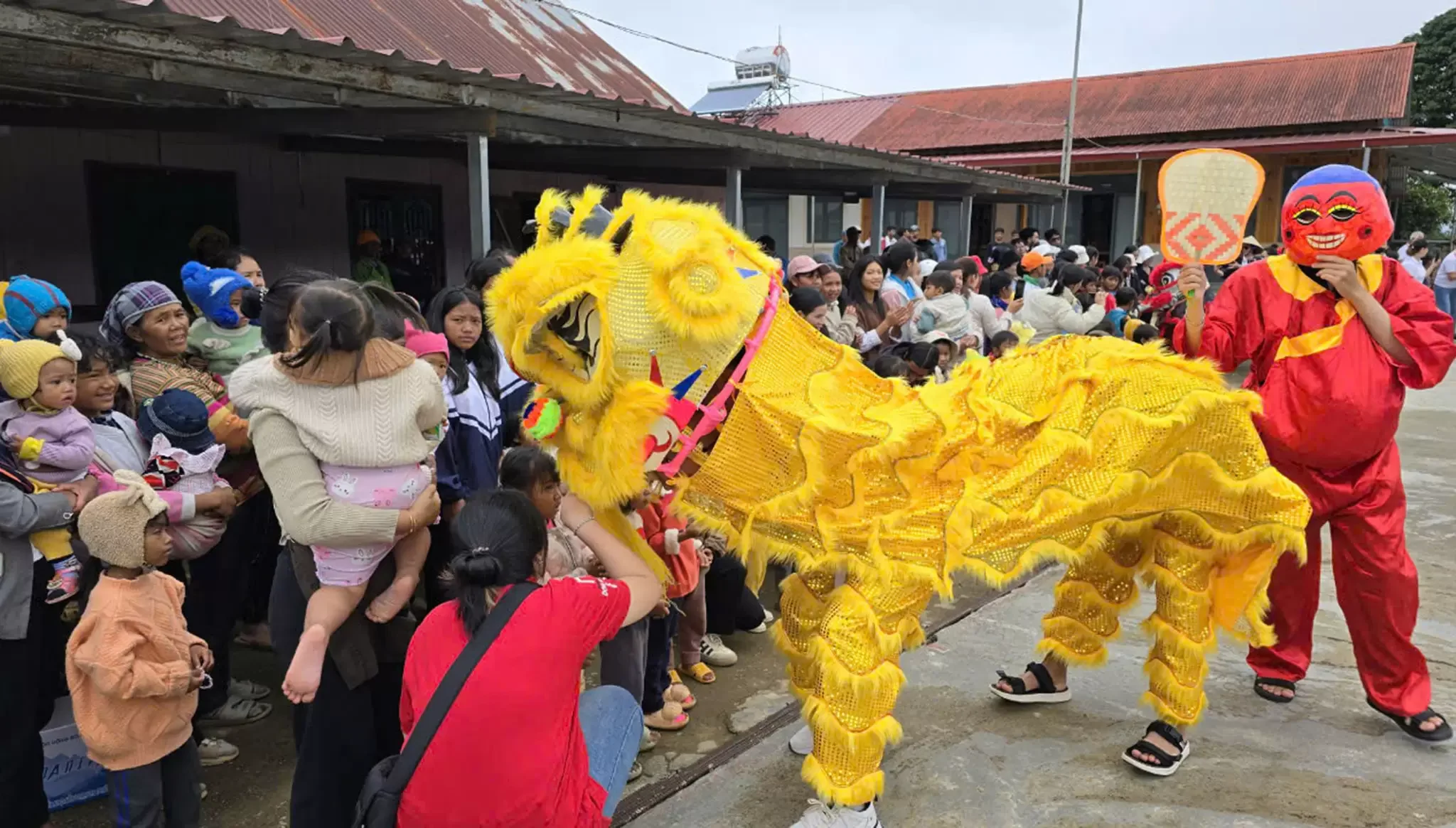 Mang Niềm Vui Trung Thu Đến Với Thiếu Nhi Vùng Sâu Đưng K’Nớ