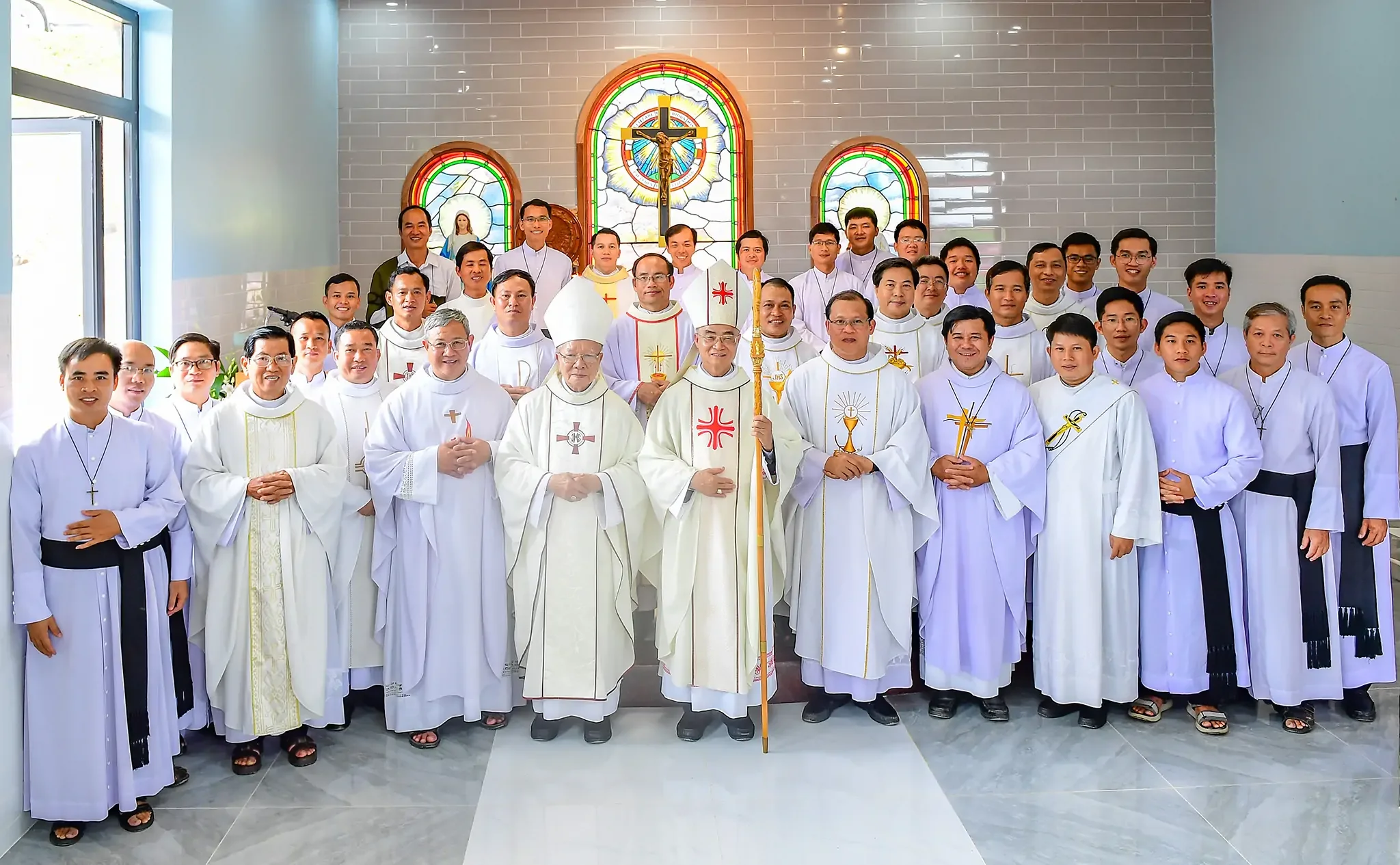 Thánh Lễ Thiết Lập Cộng Đoàn Dòng Hiến Sĩ Đức Mẹ Vô Nhiễm Và Làm Phép Nhà Nguyện