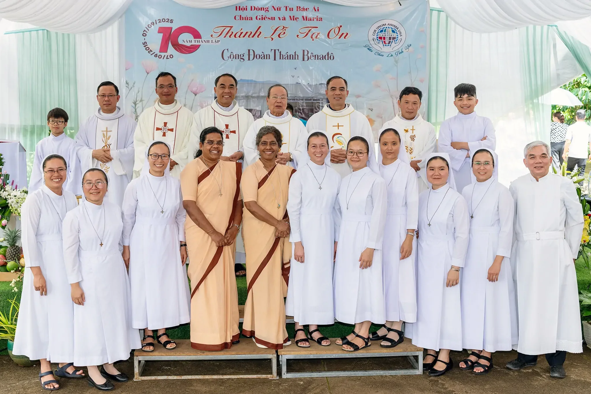 Dòng Nữ Tu Bác Ái Chúa Giêsu Và Mẹ Maria: Kỷ Niệm 10 Năm Thiết Lập Cộng Đoàn Thánh Bênađô Tại Giáo Xứ Chúa Kitô Vua (Bảo Lộc)