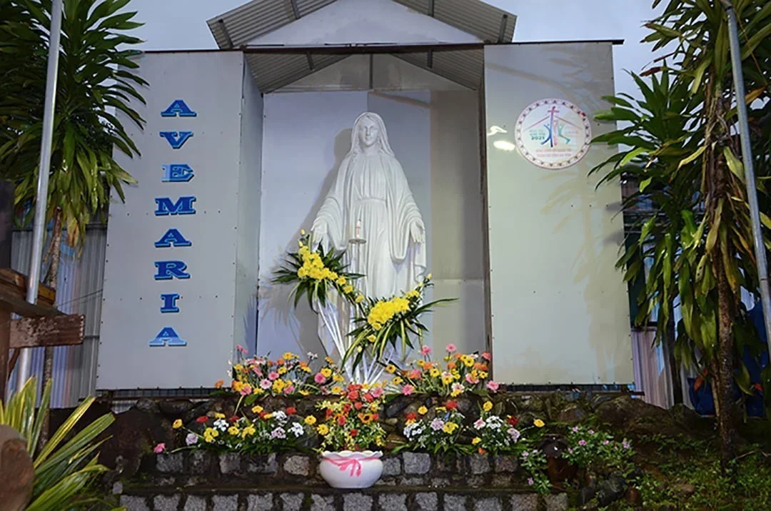 Một Số Hình Ảnh Dâng Hoa Kính Đức Mẹ Tại Giáo Xứ Thánh Phaolô Tháng 5-2022