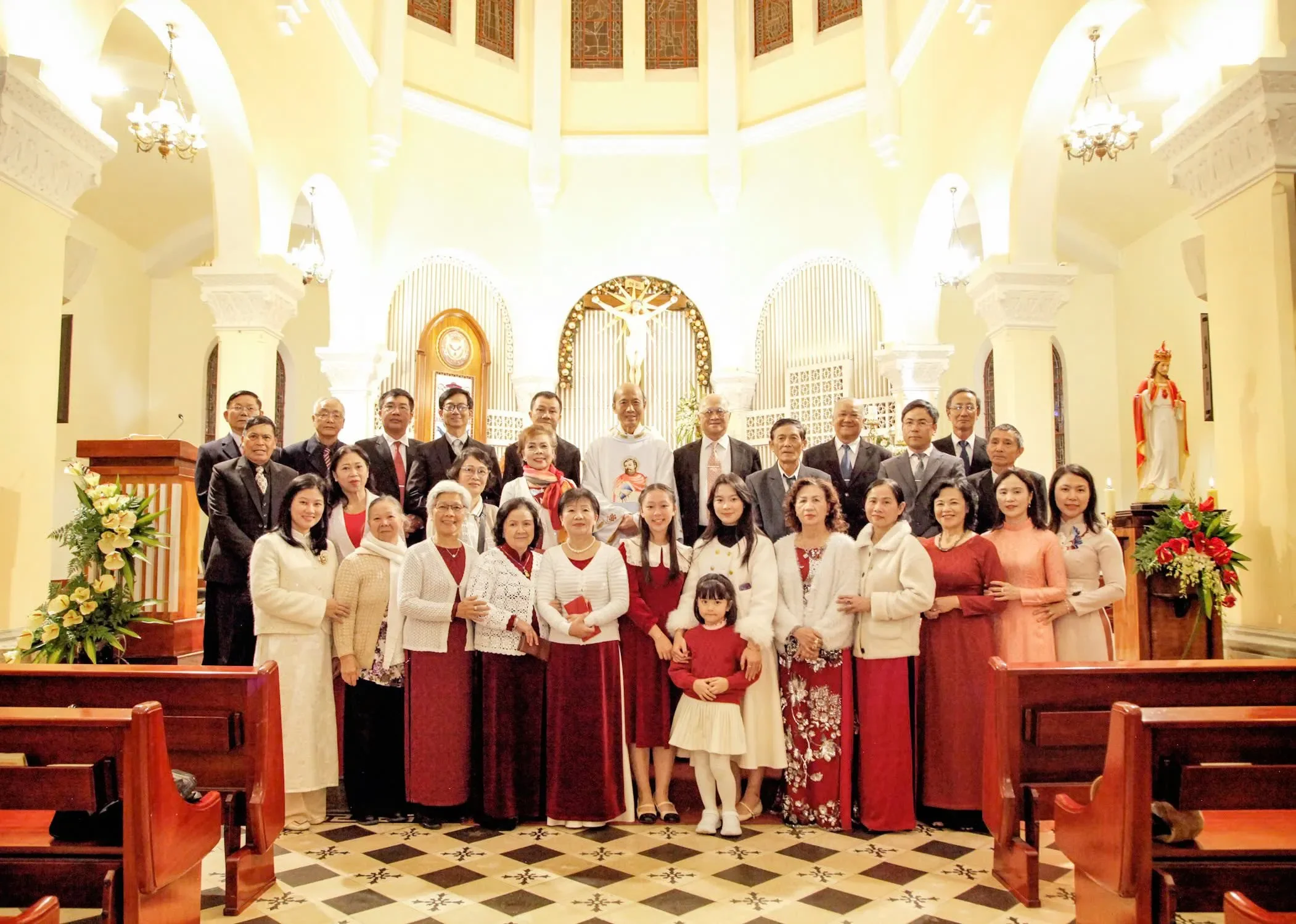 Giáo xứ Chính Tòa Đà Lạt Mừng Bổn Mạng Giáo Họ Kitô Vua