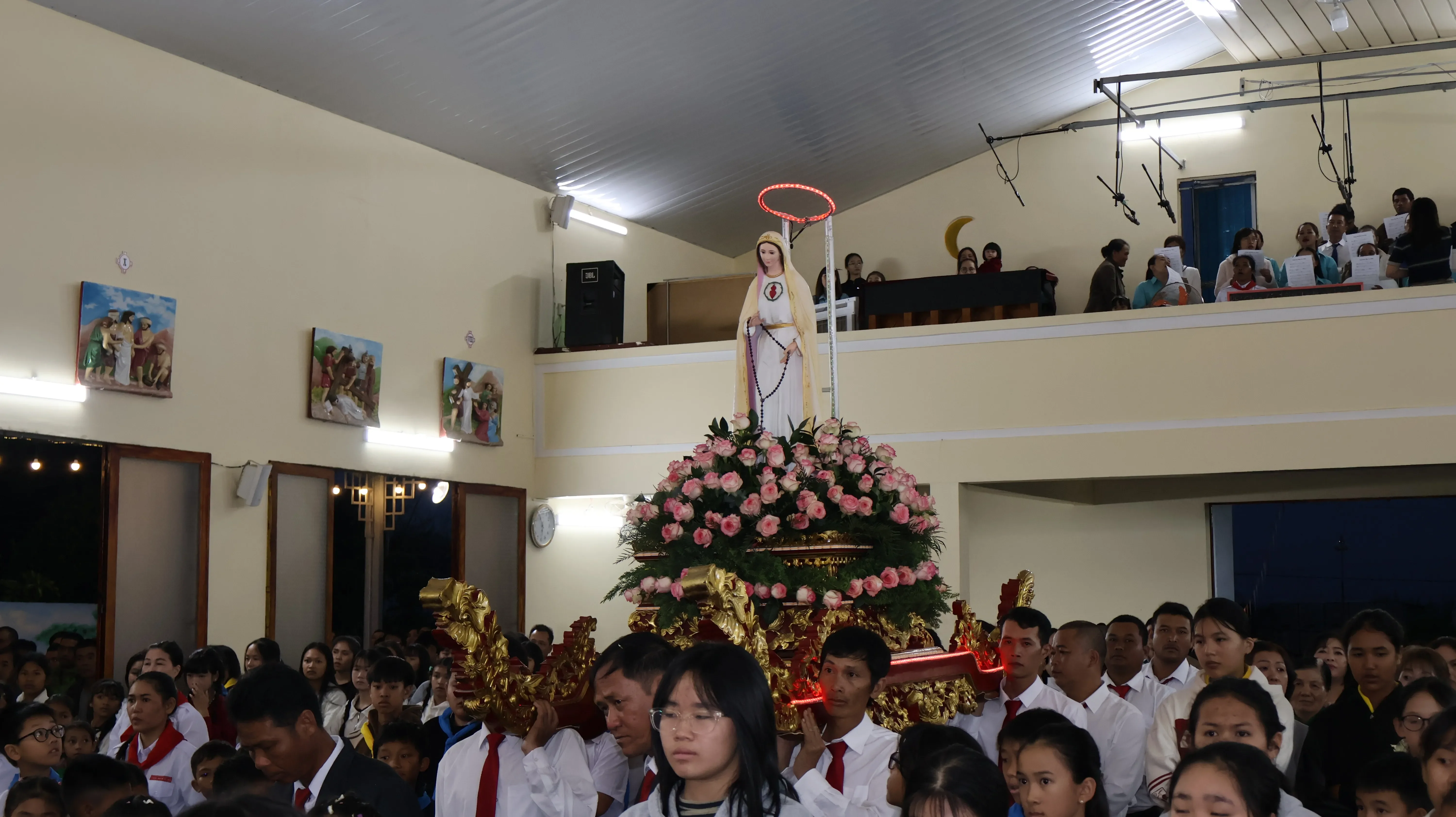 Giáo Xứ Lạc Sơn (Đơn Dương) – Thánh Lễ Kỷ Niệm Đức Mẹ Hiện Ra Tại Fatima – Bổn Mạng Giáo Xứ Lạc Sơn