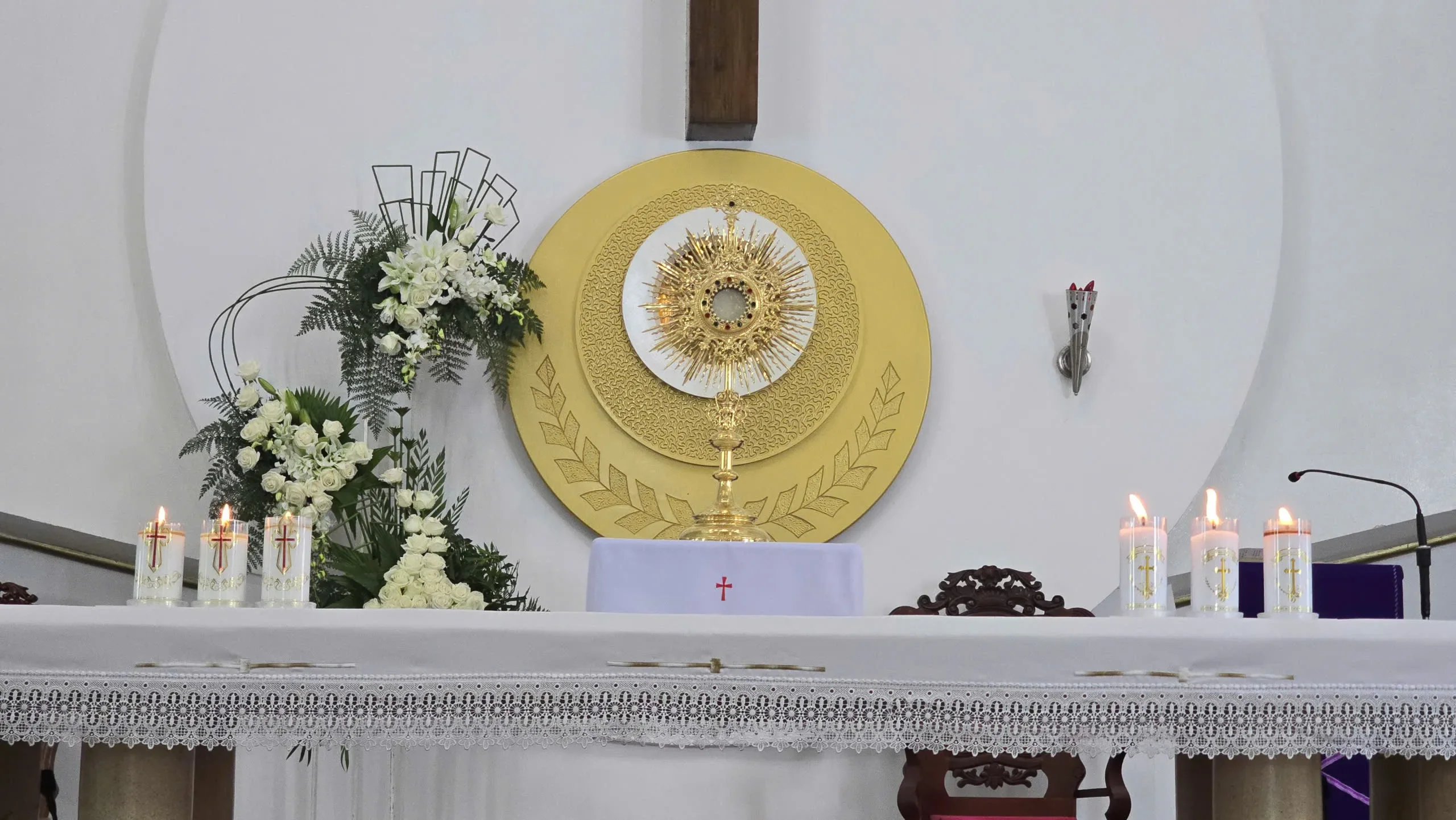 Giáo xứ Thánh Mẫu (Đà Lạt): Ngày Hồng Phúc Đầu Năm Phụng Vụ – Chầu Lượt Thay Giáo Phận