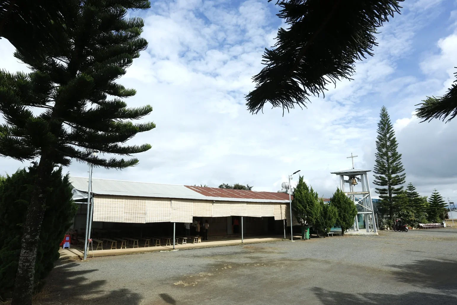 Giới Thiệu Hình Ảnh Nhà Thờ Tân Thành – Đức Trọng