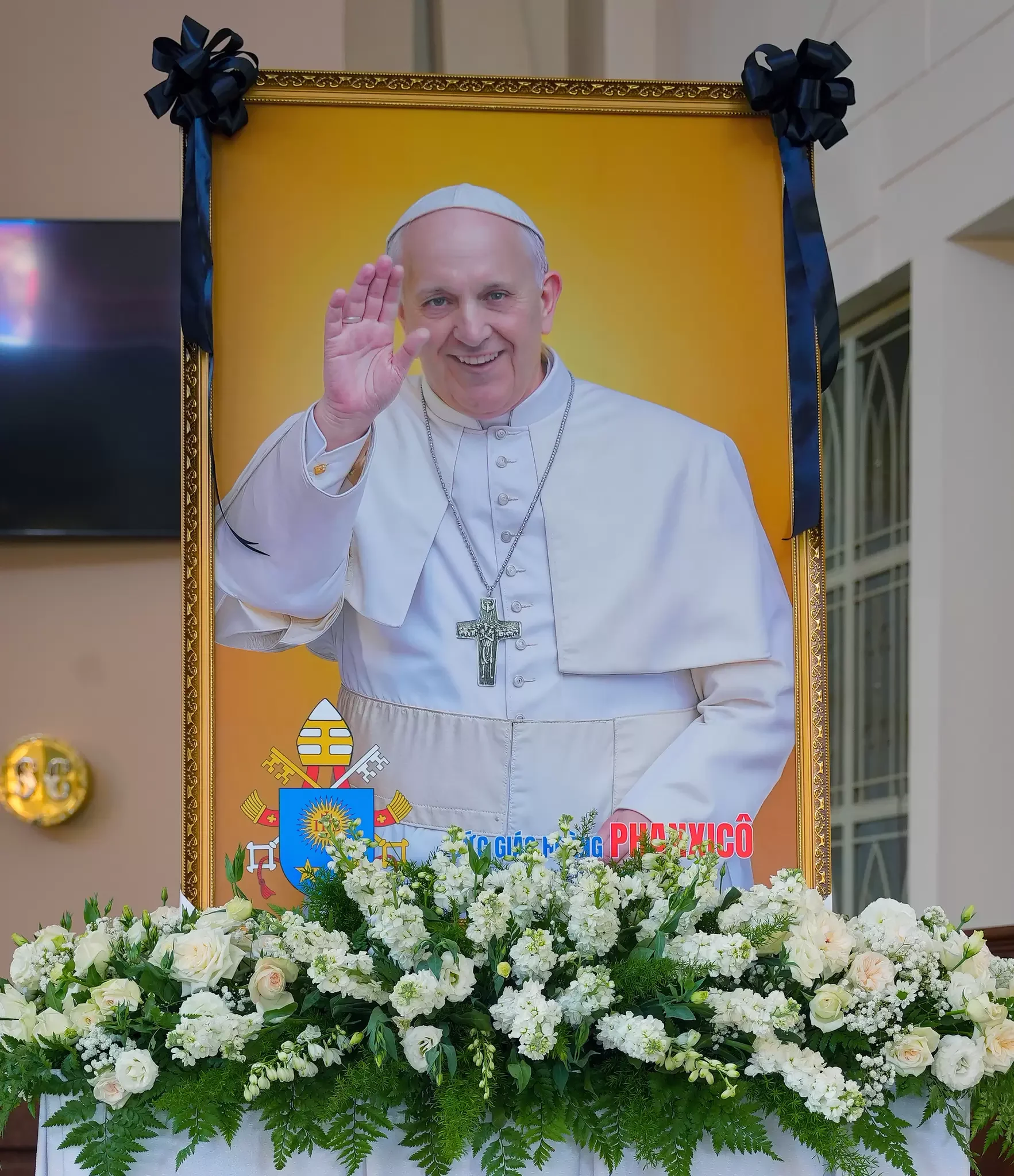 Giáo Phận Đà Lạt Cử Hành Thánh Lễ Cầu Nguyện và Tưởng Nhớ Đức Cố Giáo Hoàng Phanxicô