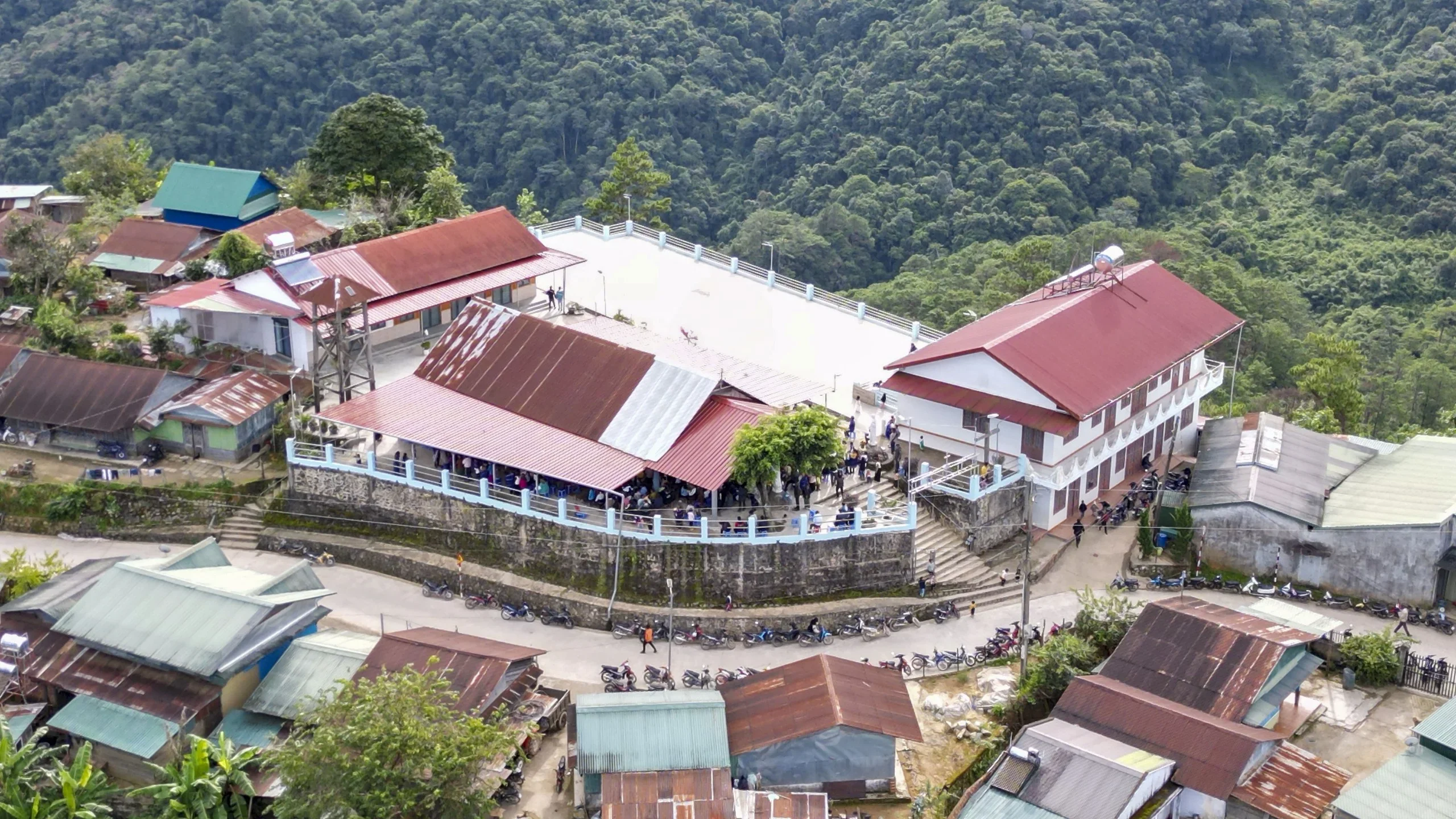 Giới Thiệu Hình Ảnh Nhà Thờ Đưng Kơ Nớ – Giáo hạt Đà Lạt