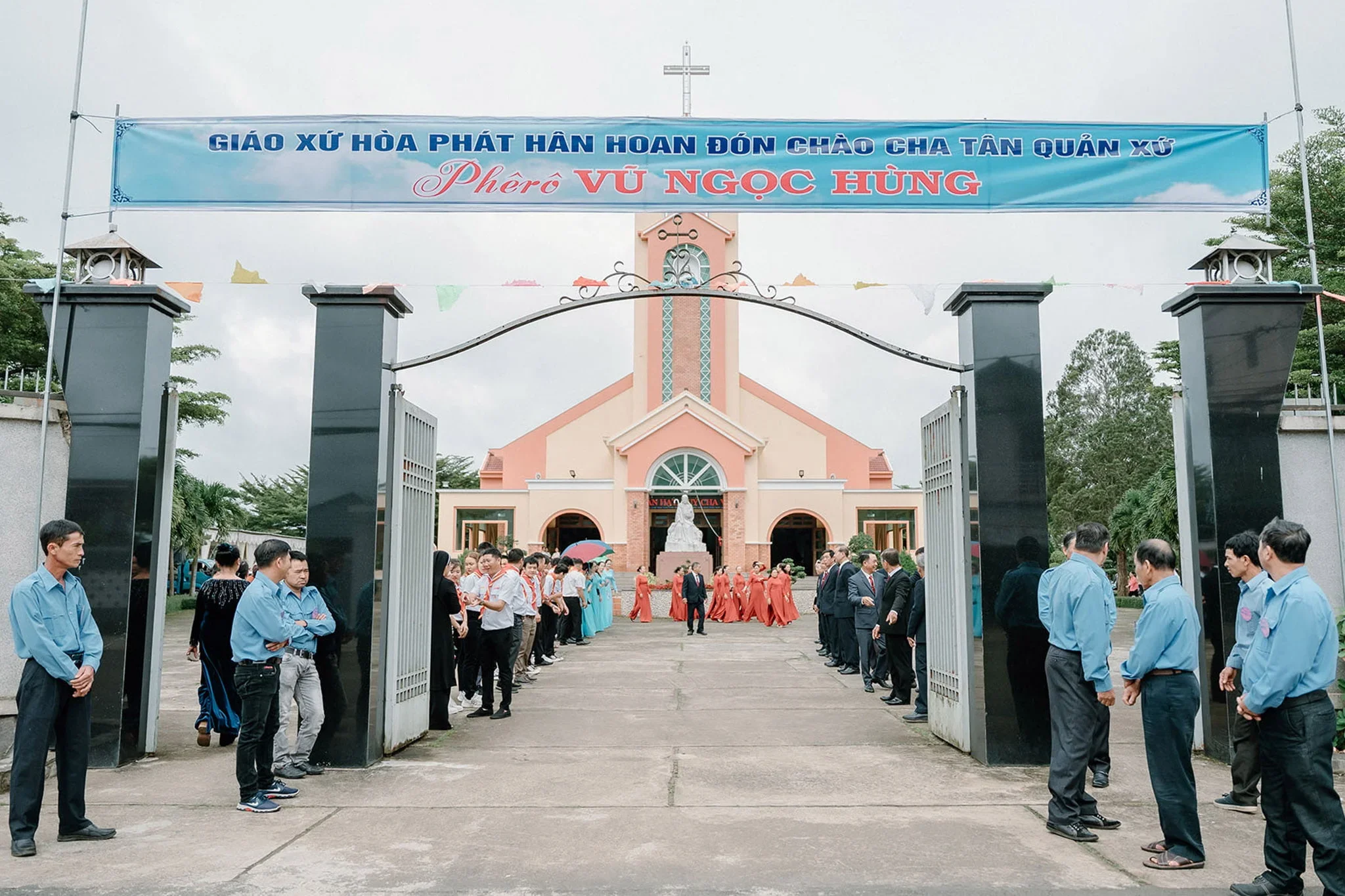 Giáo Xứ Hòa Phát (Bảo Lộc) Hân Hoan Đón Cha Tân Quản Xứ