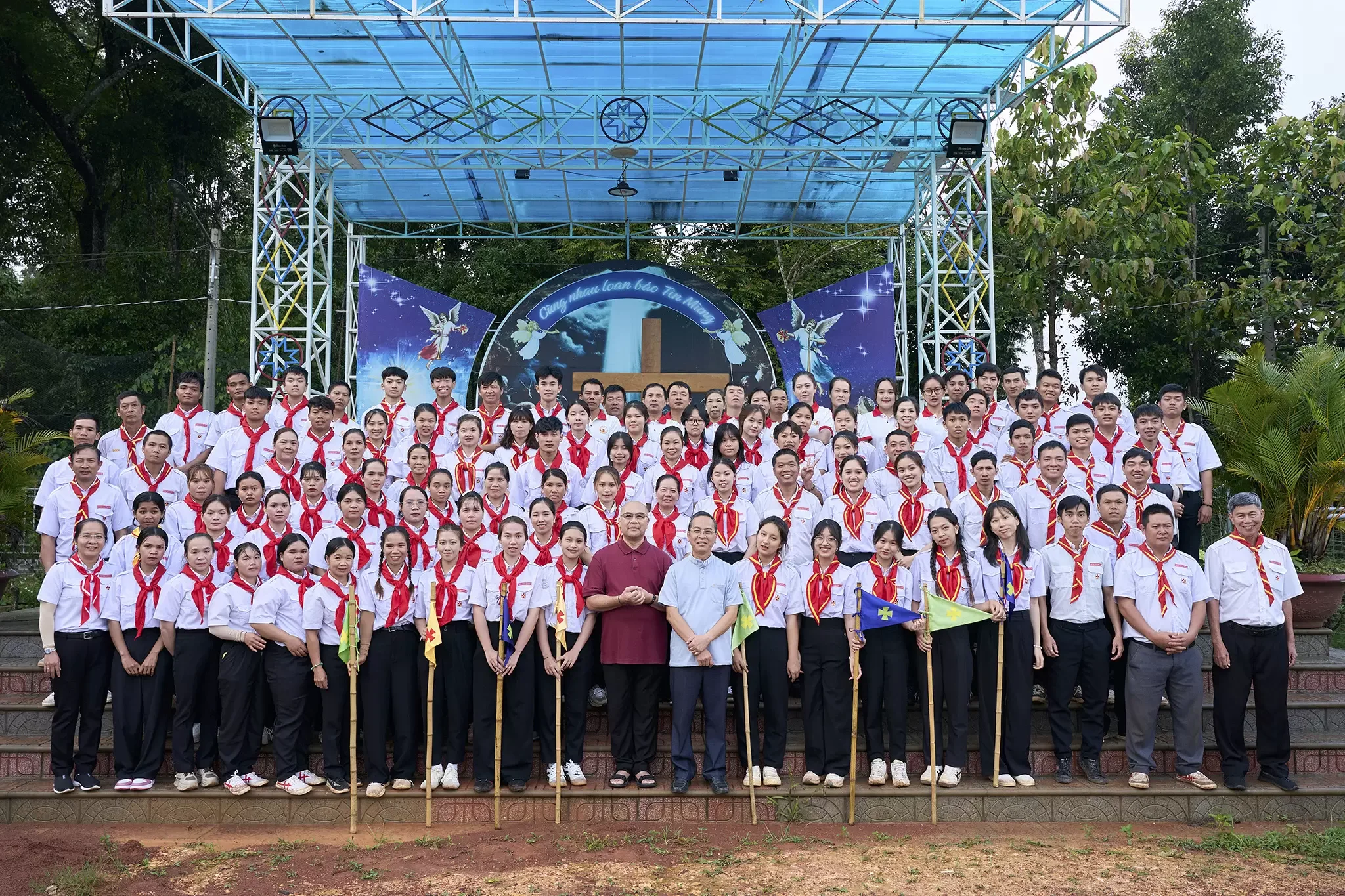 Thiếu Nhi Thánh Thể Giáo Xứ Hòa Phát Vào Sa Mạc Hè “Loan Báo Tin Mừng”