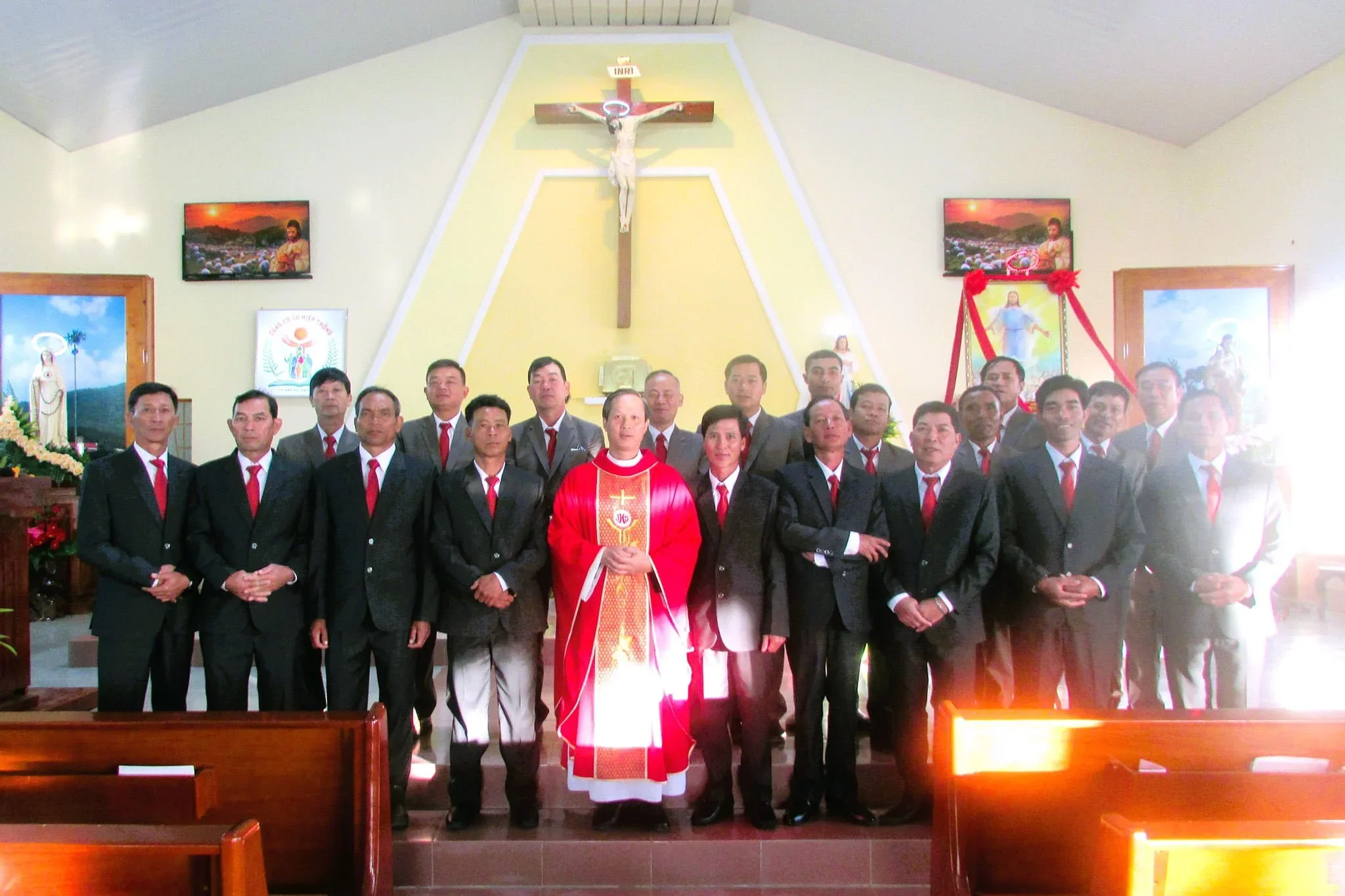 Tân Hội Đồng Giáo Xứ Lạc Sơn (Đơn Dương) – Tuyên Hứa Thi Hành Nhiệm Vụ