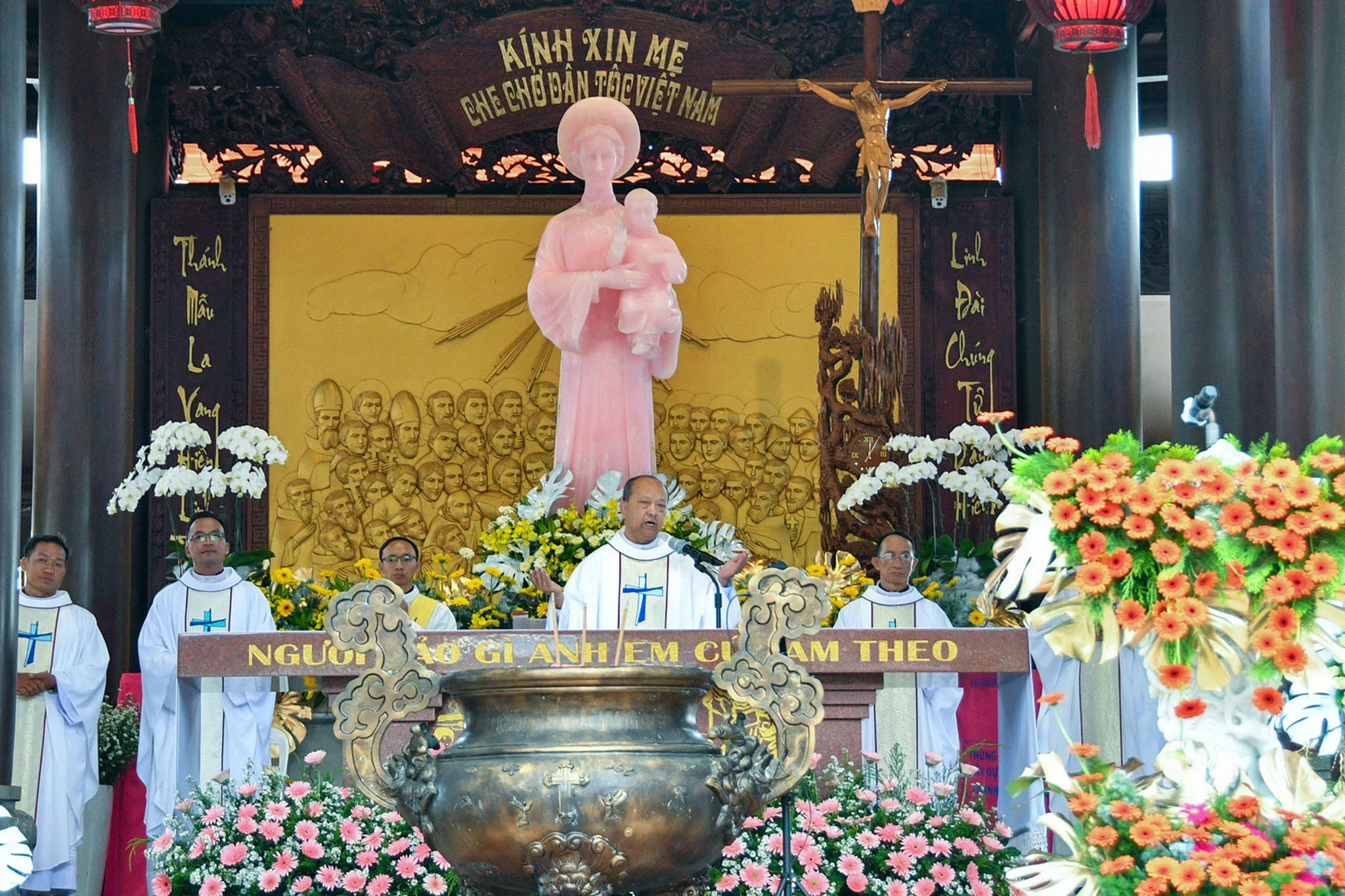 Về Bên Mẹ La Vang (Bảo Lộc)