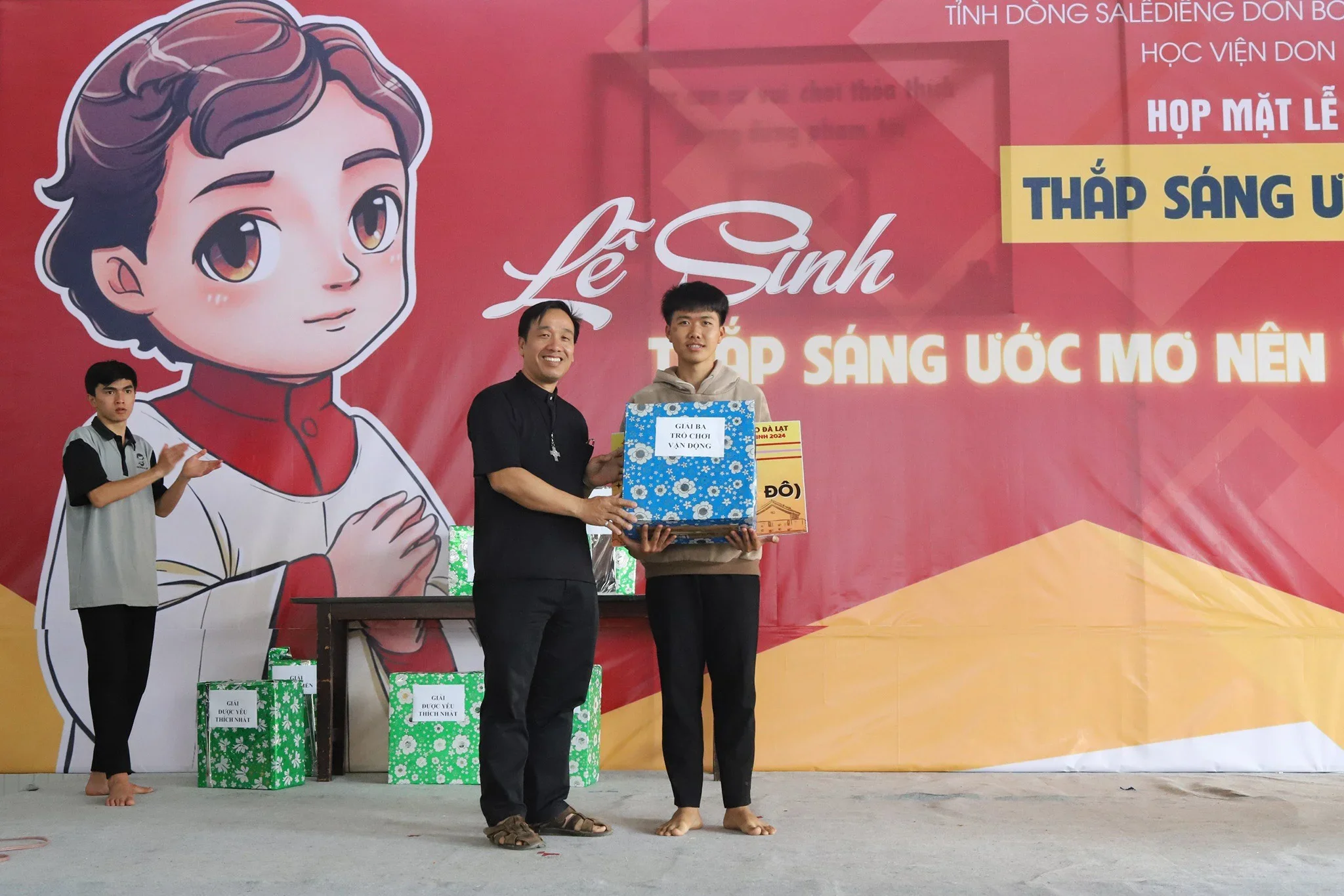 Rộn Ràng Ngày Họp Mặt Lễ Sinh Tại Học Viện Don Bosco Đà Lạt