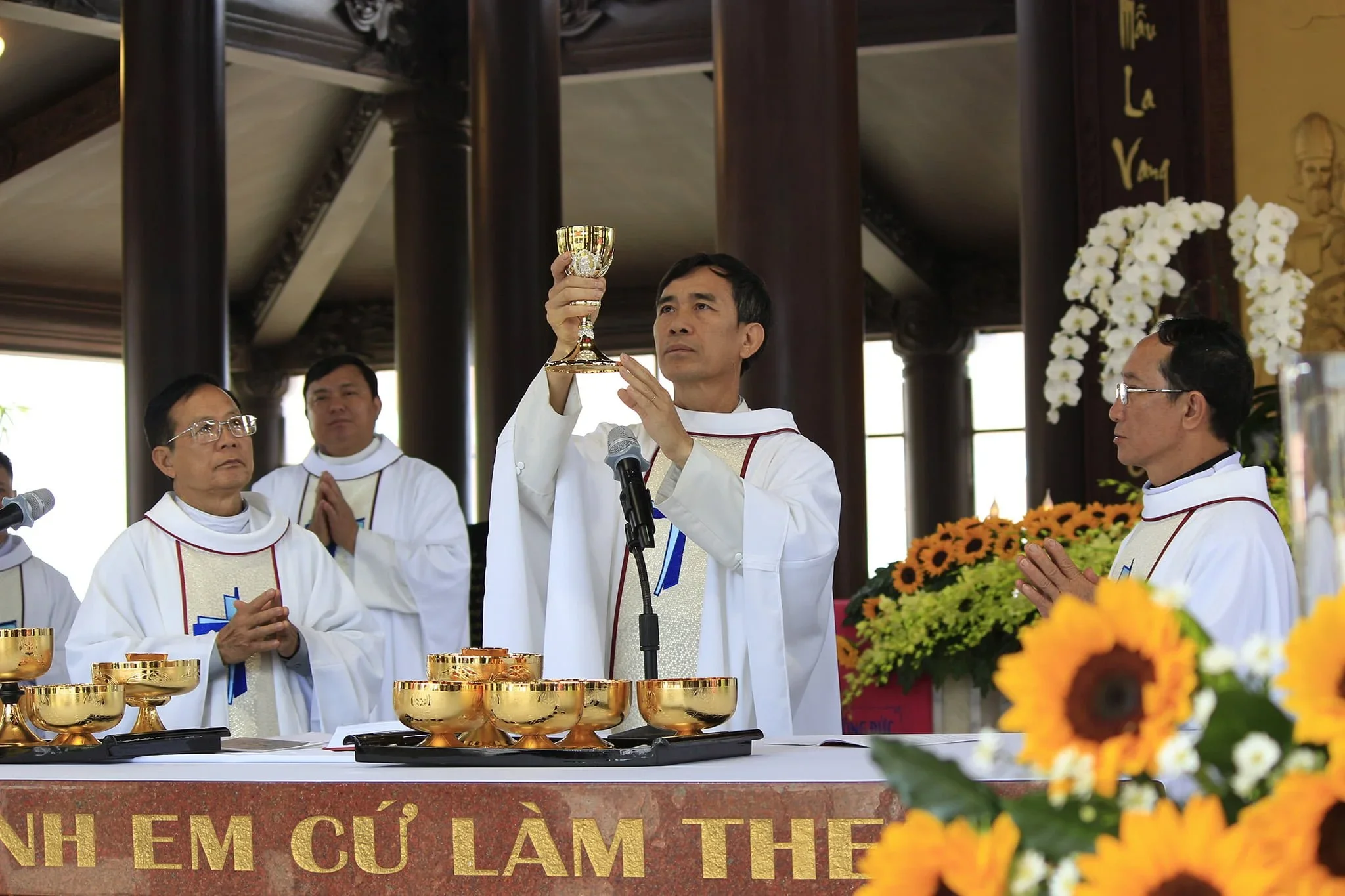 Thánh Lễ Ngày 13/11/2023 Tại Đền Đức Mẹ La Vang – Đamri