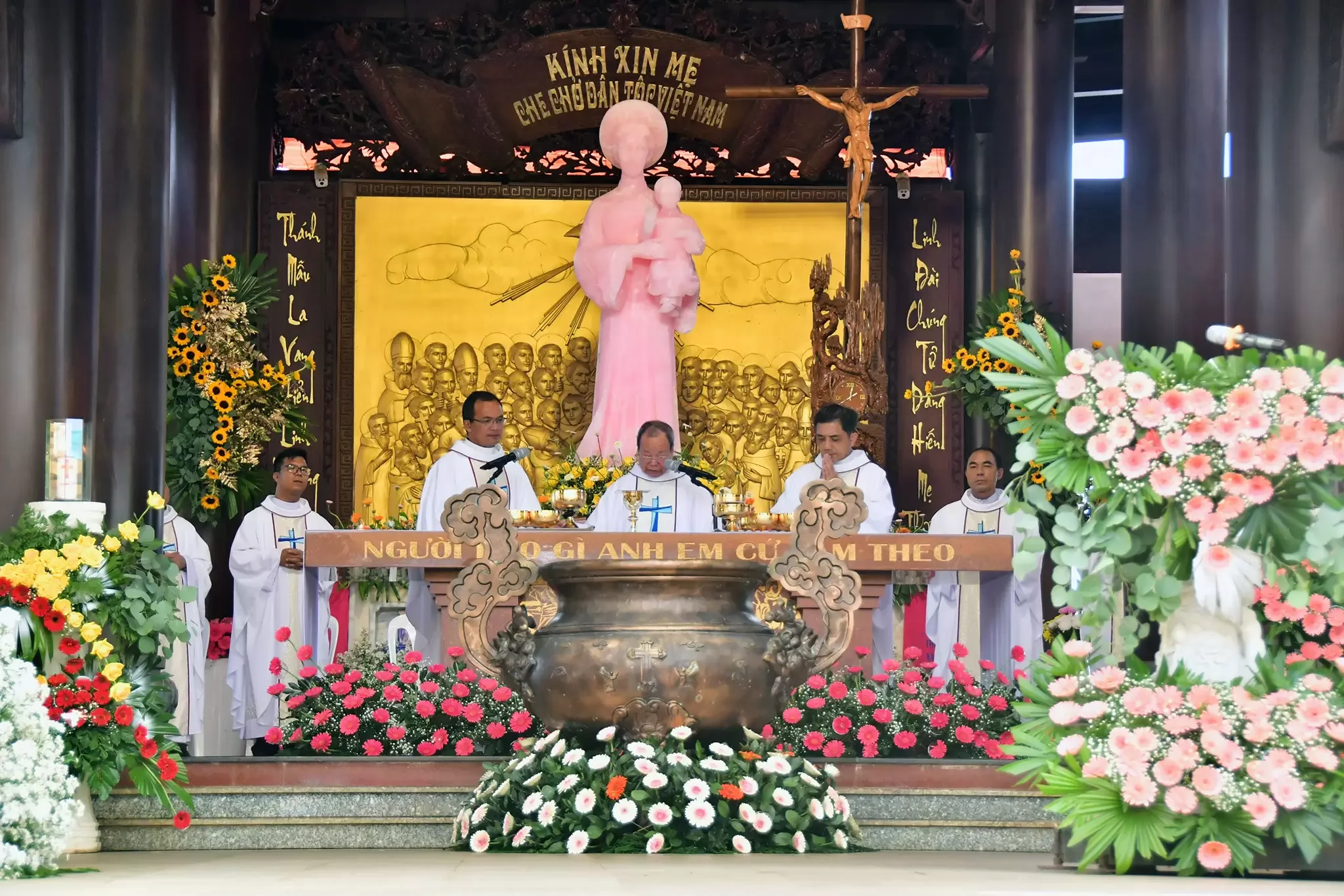 Trung Tâm Thánh Mẫu La Vang – Bảo Lộc: Thánh Lễ Hành Hương Ngày 13/7/2025