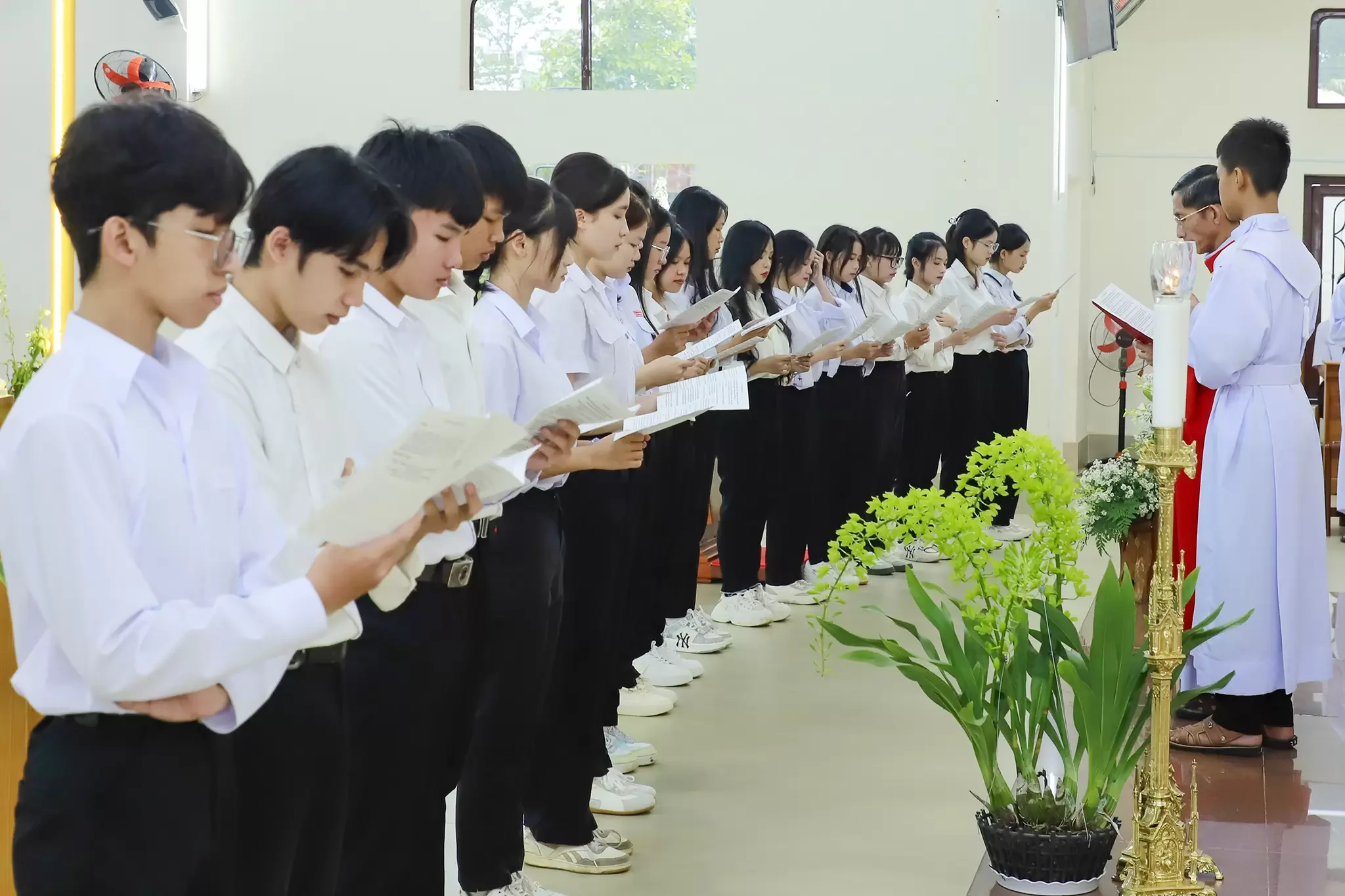 Giáo Xứ Mẹ Thiên Chúa (Bảo Lộc): Thánh lễ và Nghi thức Lên Đường