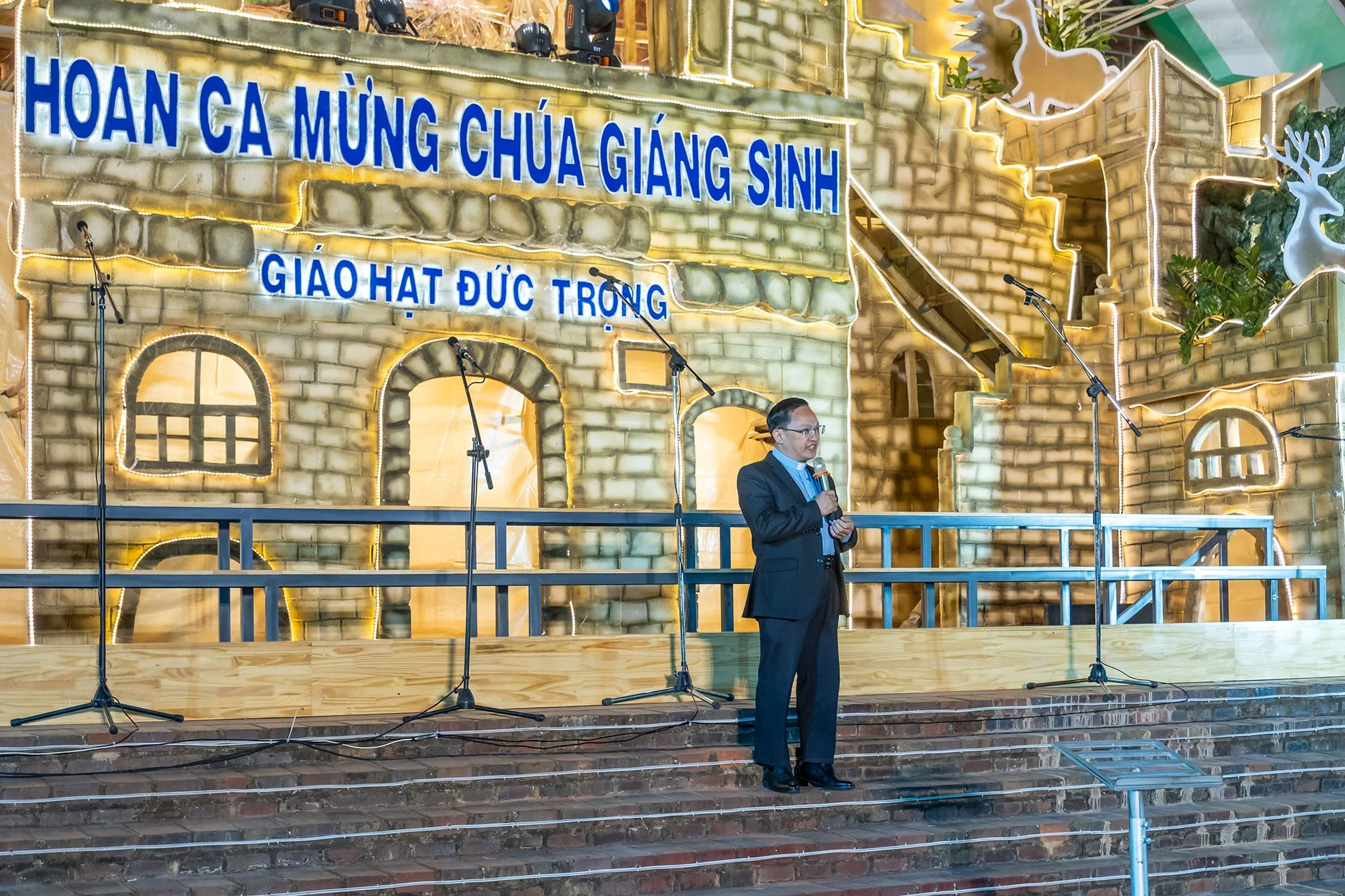 Đêm Hoan Ca Mừng Chúa Giáng Sinh Tại Giáo Hạt Đức Trọng, Giáo Phận Đà Lạt