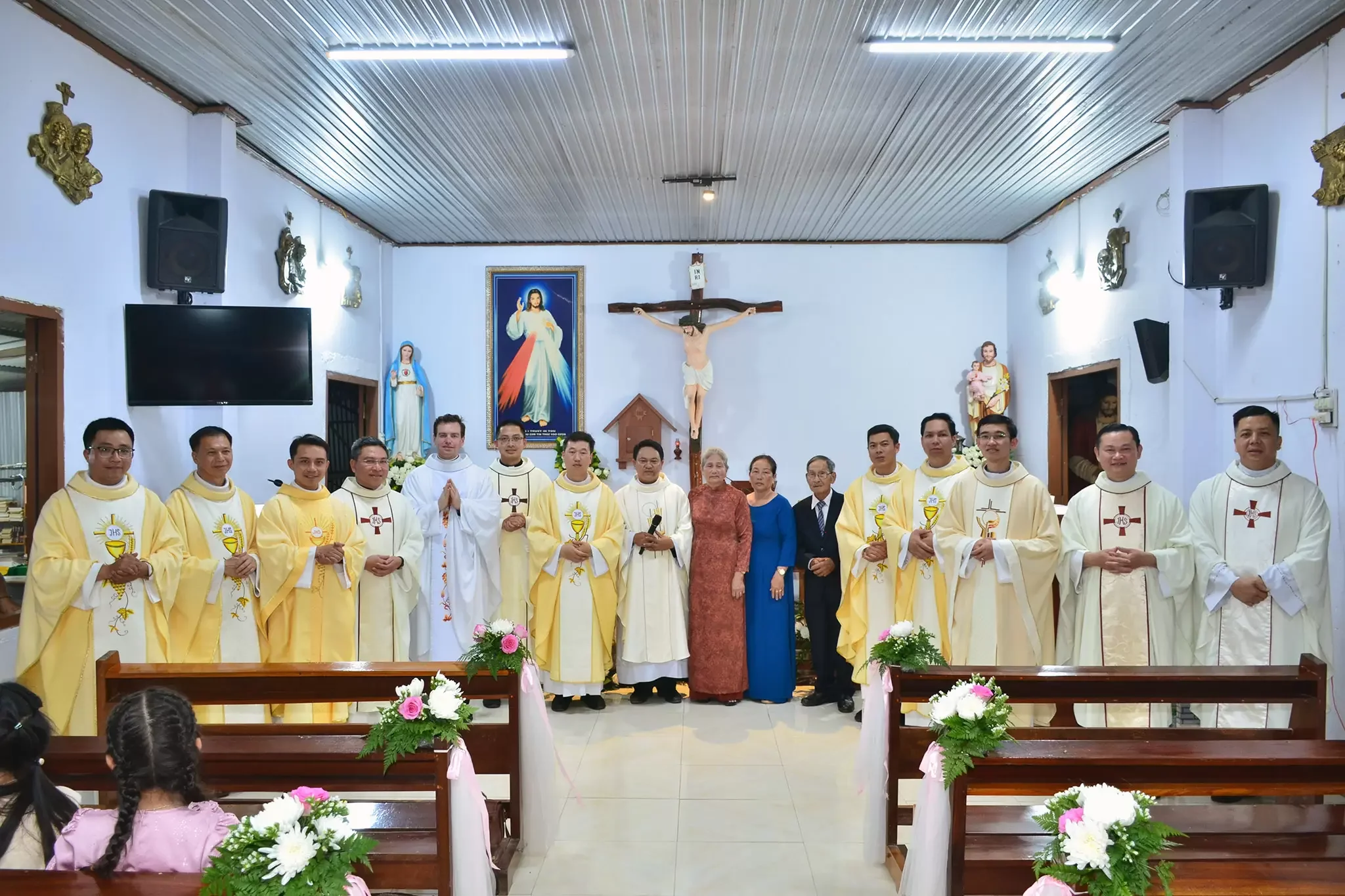 Giáo Xứ Thánh Phaolô (Mađaguôi): Niềm Vui Bừng Sáng Nơi Bản Làng