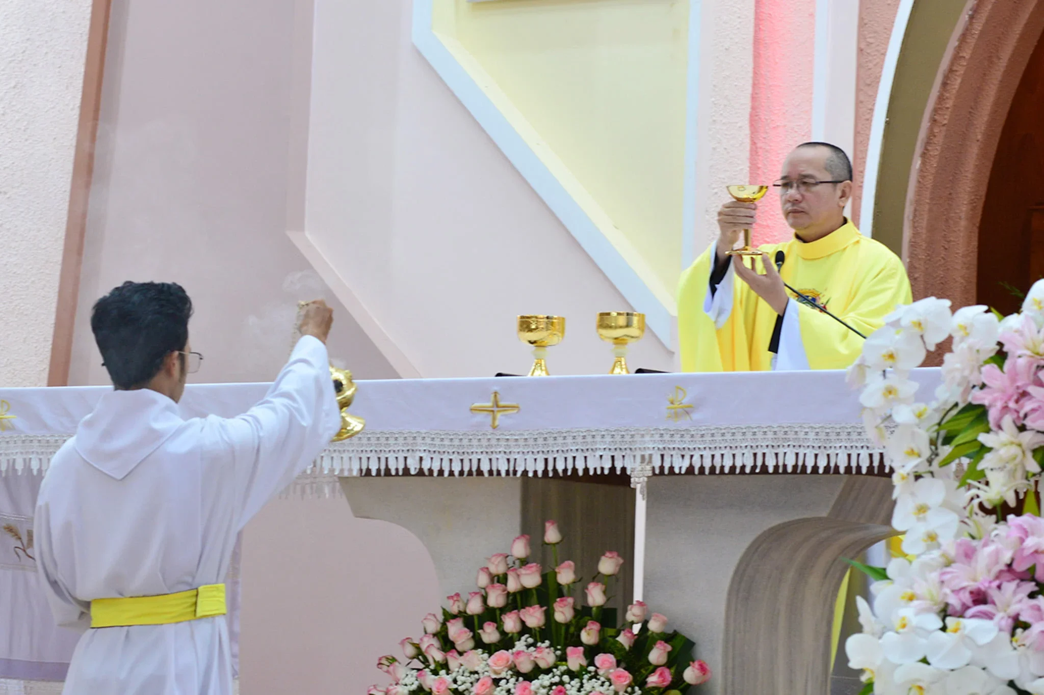 Giáo Xứ Quảng Lâm – Giáo Hạt Bảo Lộc: Mừng Lễ Đức Mẹ Mân Côi – Bổn Mạng Giáo Xứ