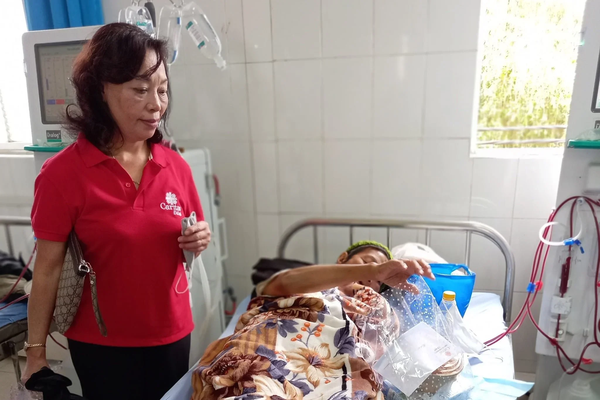 Caritas Giáo Sở Don Bosco Đà Lạt Giúp Đỡ Bệnh Nhân