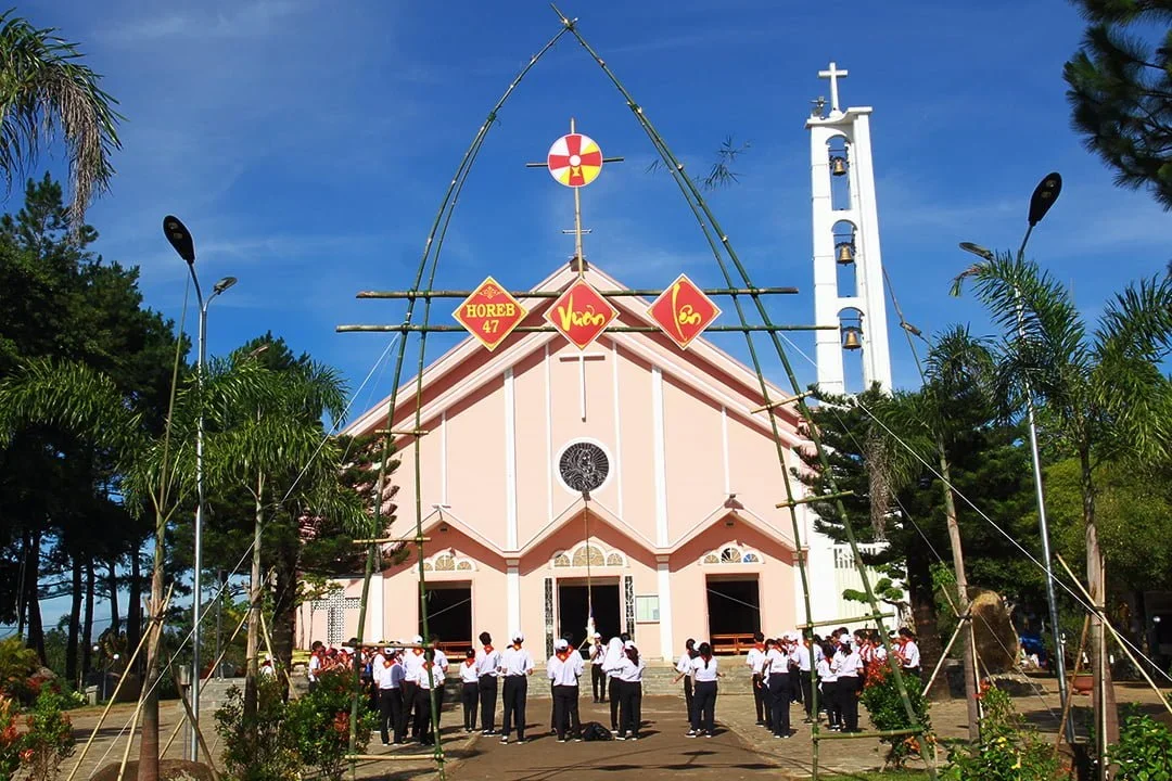 Sa Mạc Huấn Luyện Huynh Trưởng Thiếu Nhi Thánh Thể