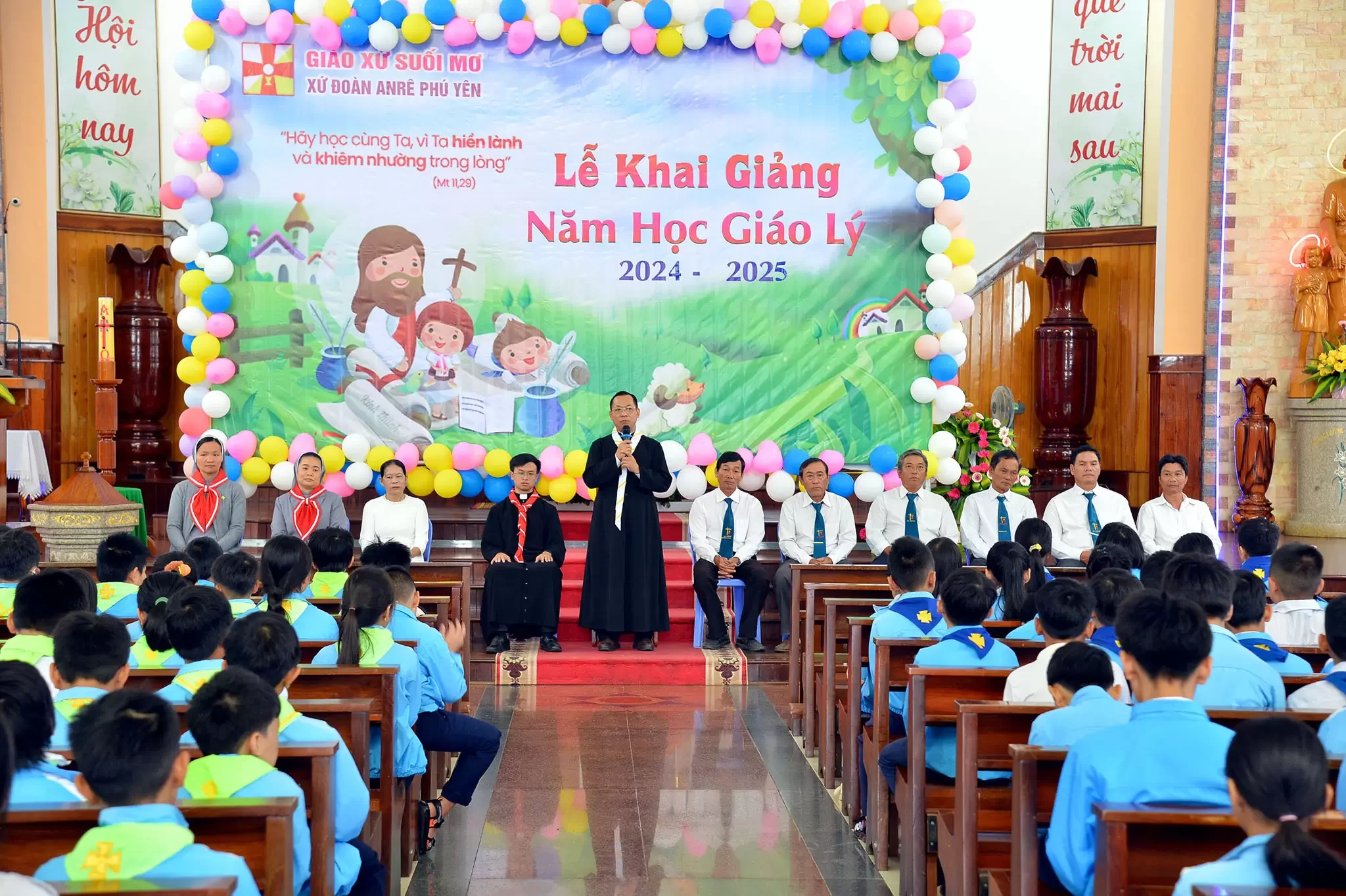 Thánh lễ khai giảng năm học Giáo lý 2024 – 2025 tại Giáo xứ Suối Mơ, Giáo hạt Bảo Lộc